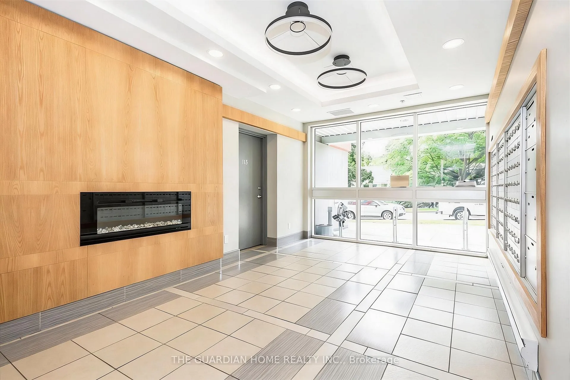 Photo 4 of Unit 1210, 258A Sunview Street, Waterloo, Beechwood/University — HOMEH