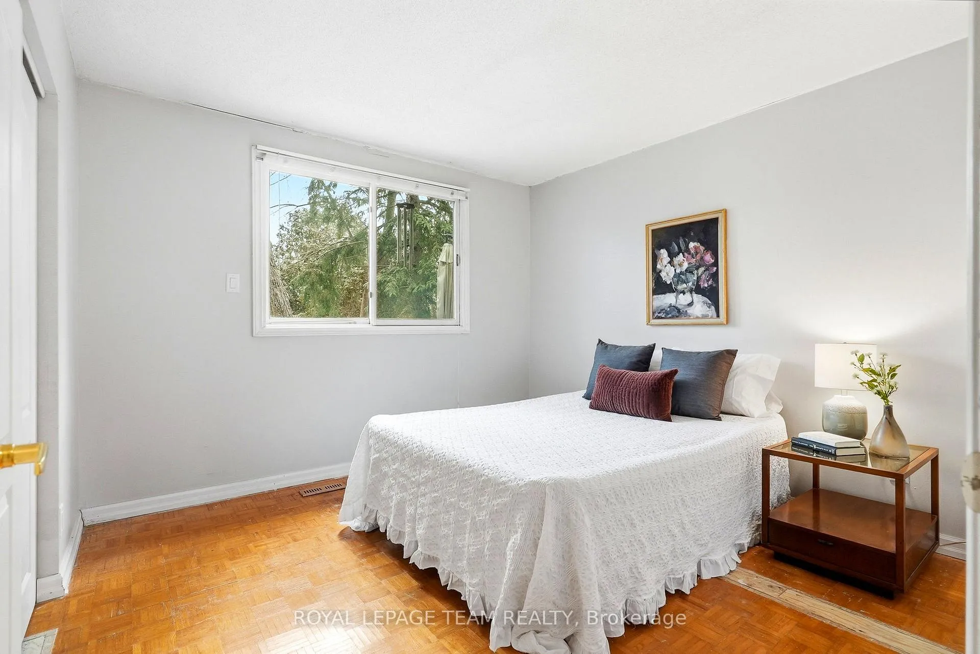 Photo 21 of 9 Shouldice Crescent, Ottawa, Kanata - Glencairn/Hazeldean — HOMEH