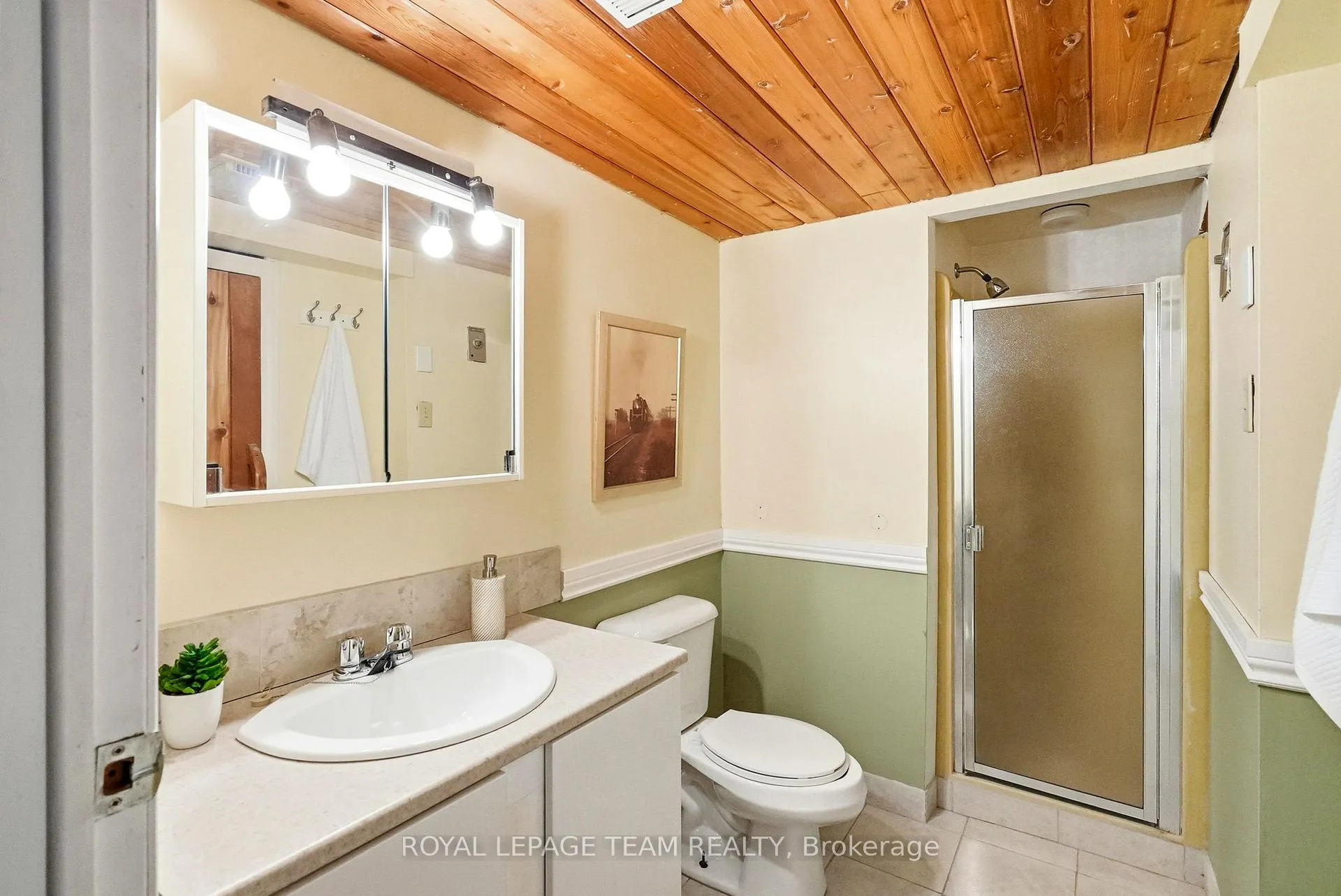 Photo 25 of 9 Shouldice Crescent, Ottawa, Kanata - Glencairn/Hazeldean — HOMEH