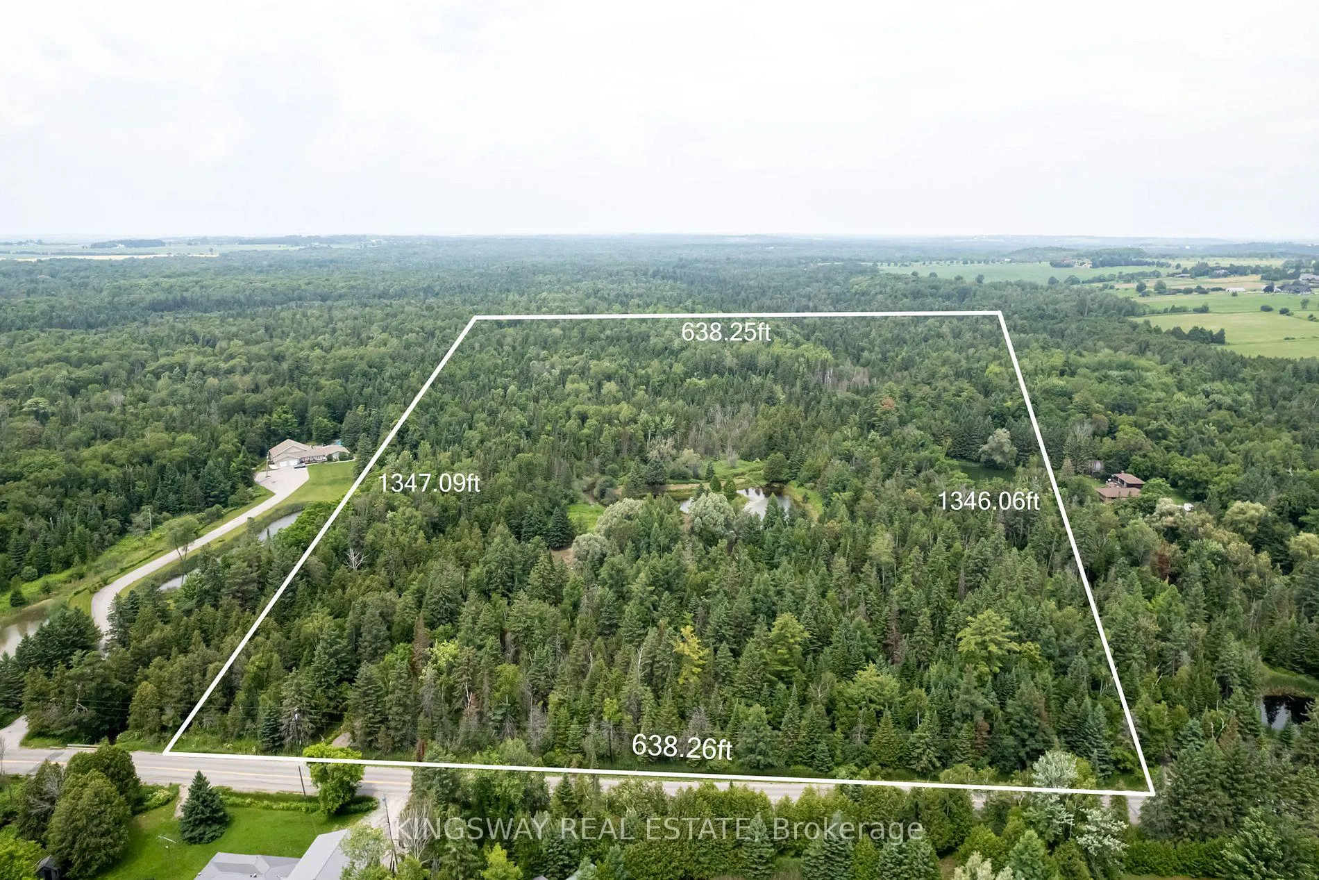 Photo 1 of 250 Davis Drive, Uxbridge, Rural Uxbridge — HOMEH