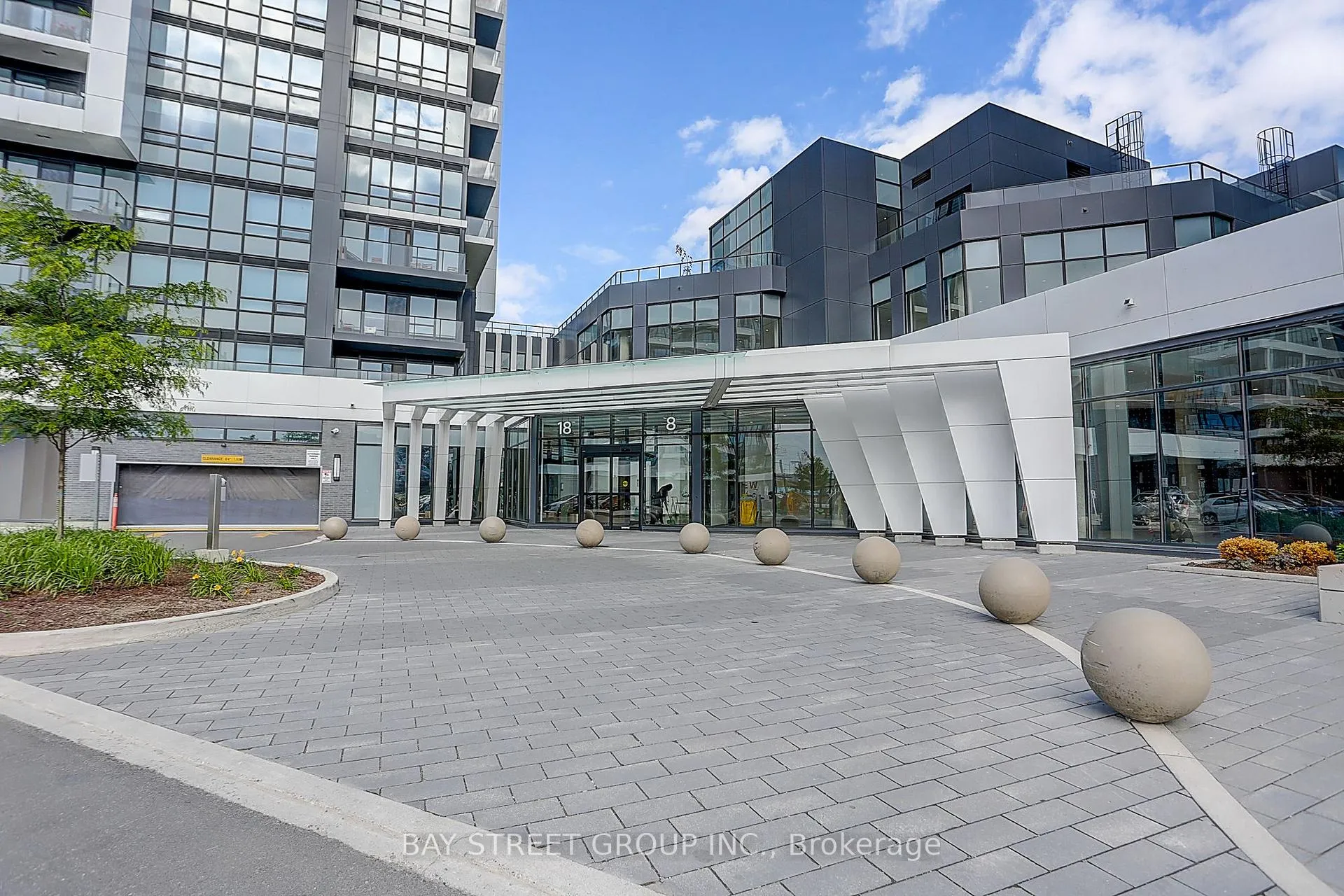Photo 3 of Unit 105, 8 Water Walk, Markham, Unionville — HOMEH