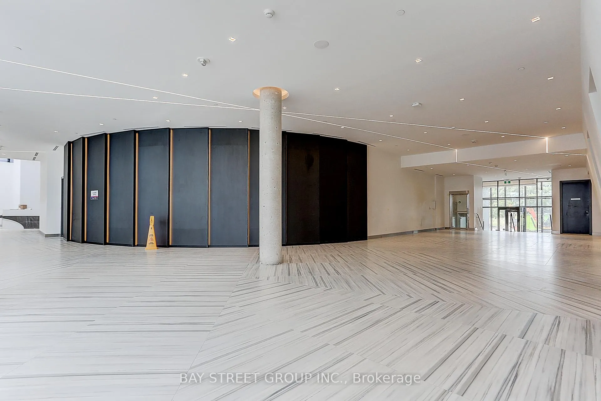 Photo 4 of Unit 105, 8 Water Walk, Markham, Unionville — HOMEH