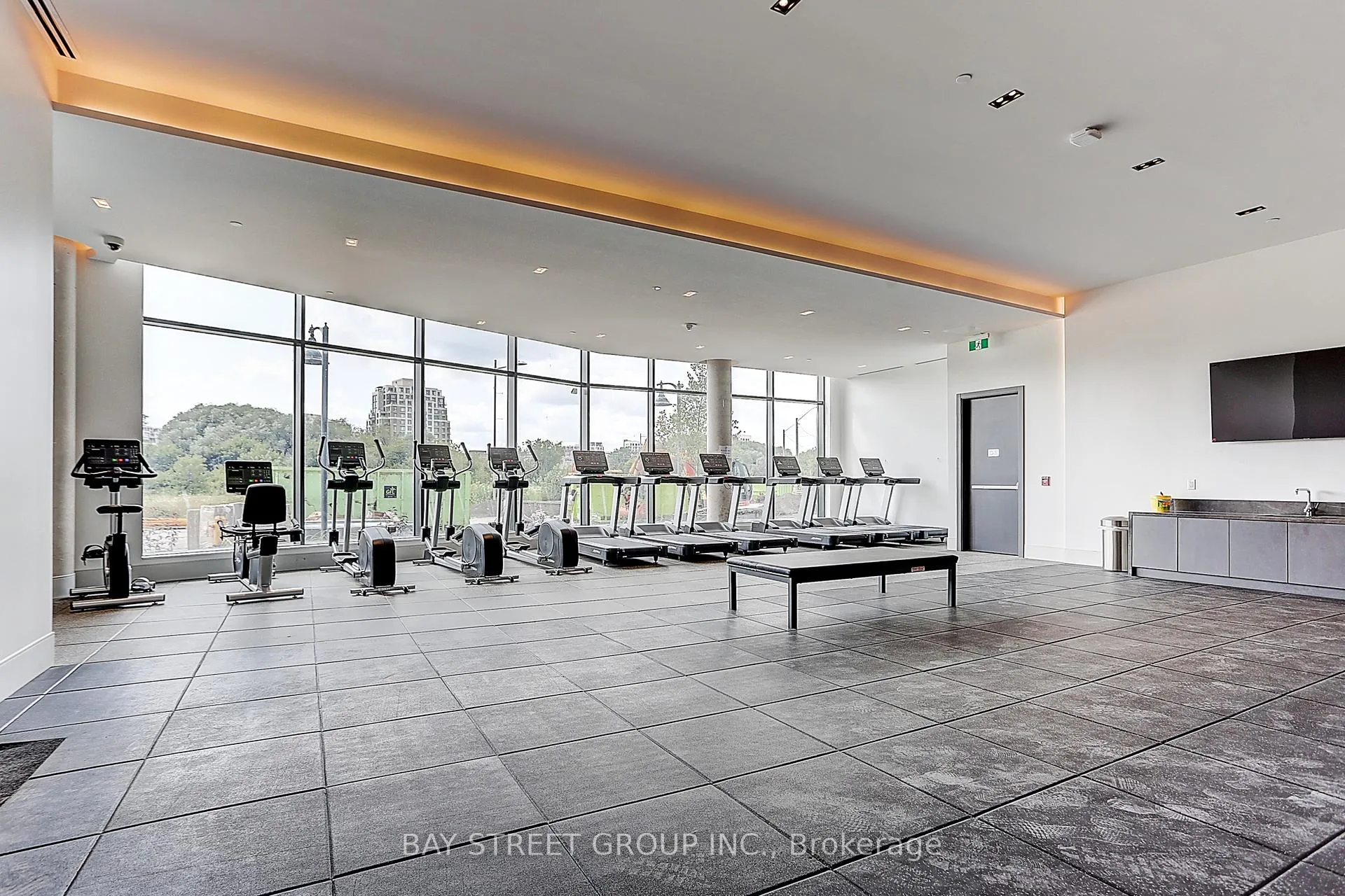 Photo 8 of Unit 105, 8 Water Walk, Markham, Unionville — HOMEH