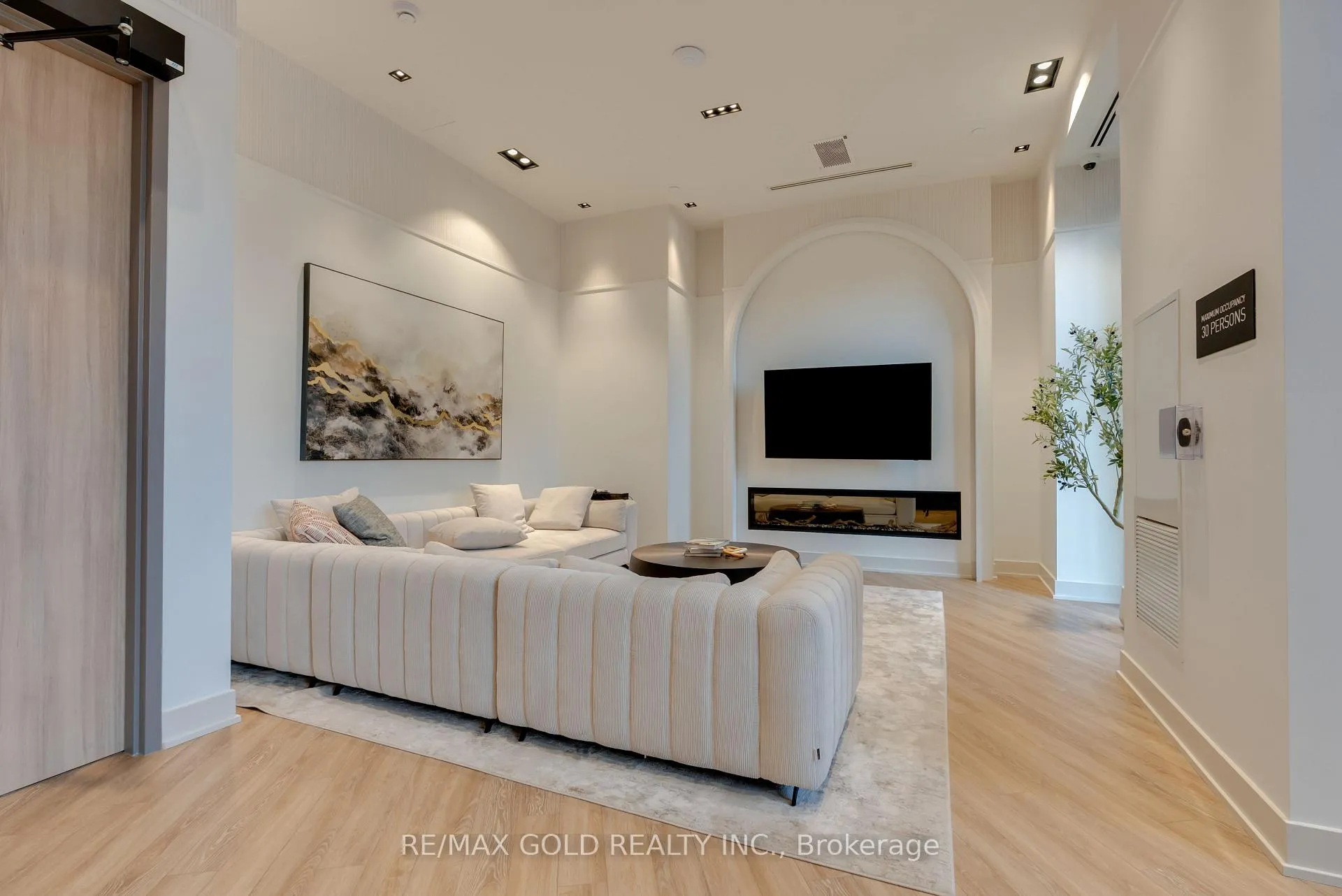 Photo 34 of Unit 803, 2088 James Street, Burlington, Brant — HOMEH