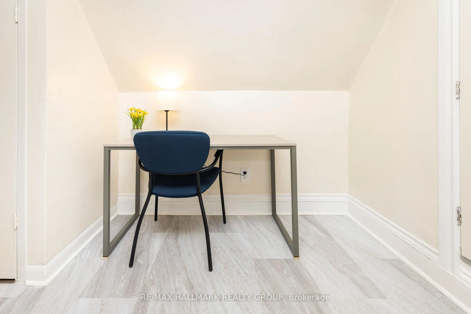 Photo 10 of Unit 2, 456 Bronson Avenue, Ottawa, West Centre Town — HOMEH