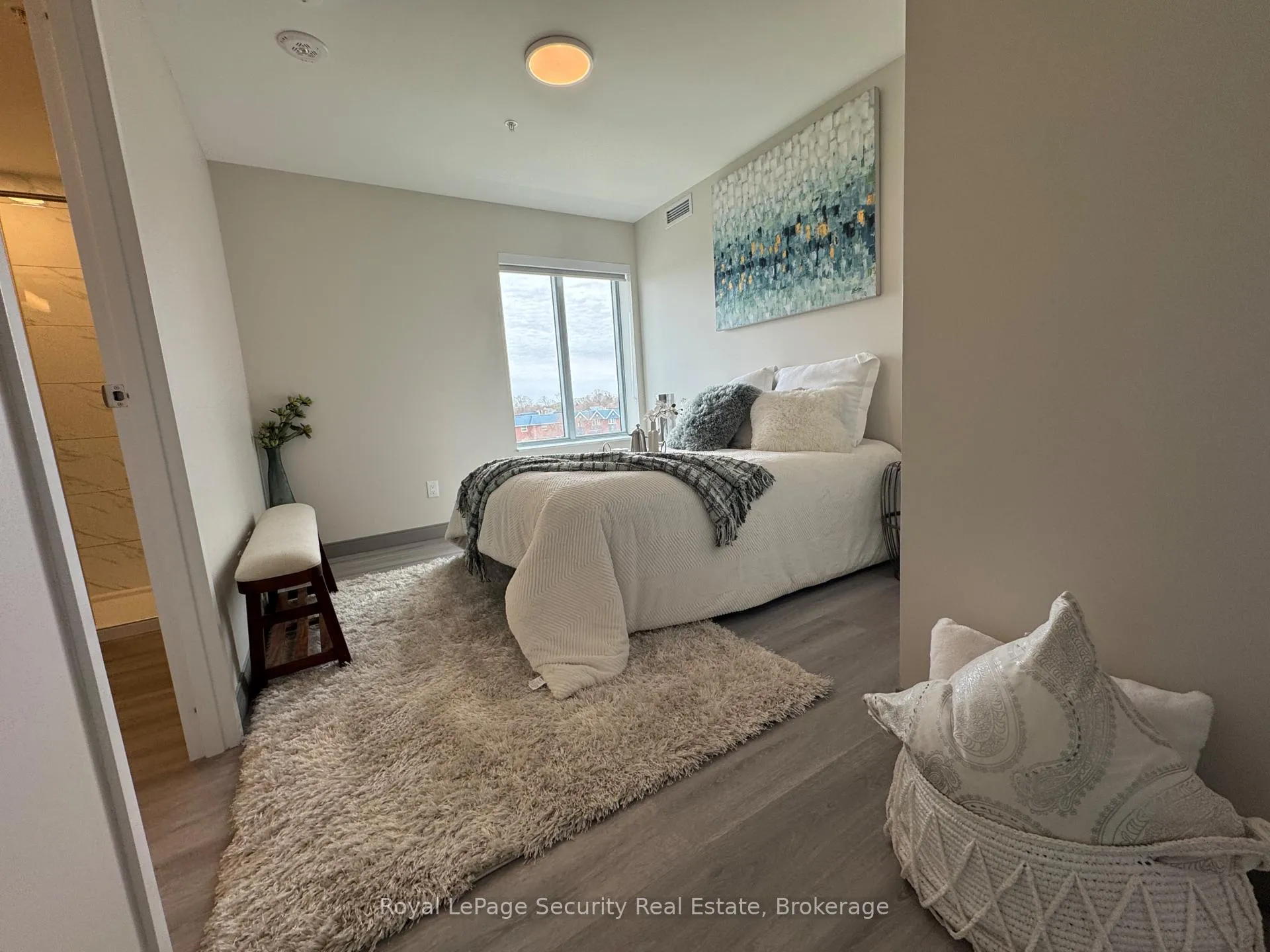 Photo 12 of Unit 514, 1015 Innisfil Beach Road, Innisfil, Alcona — HOMEH