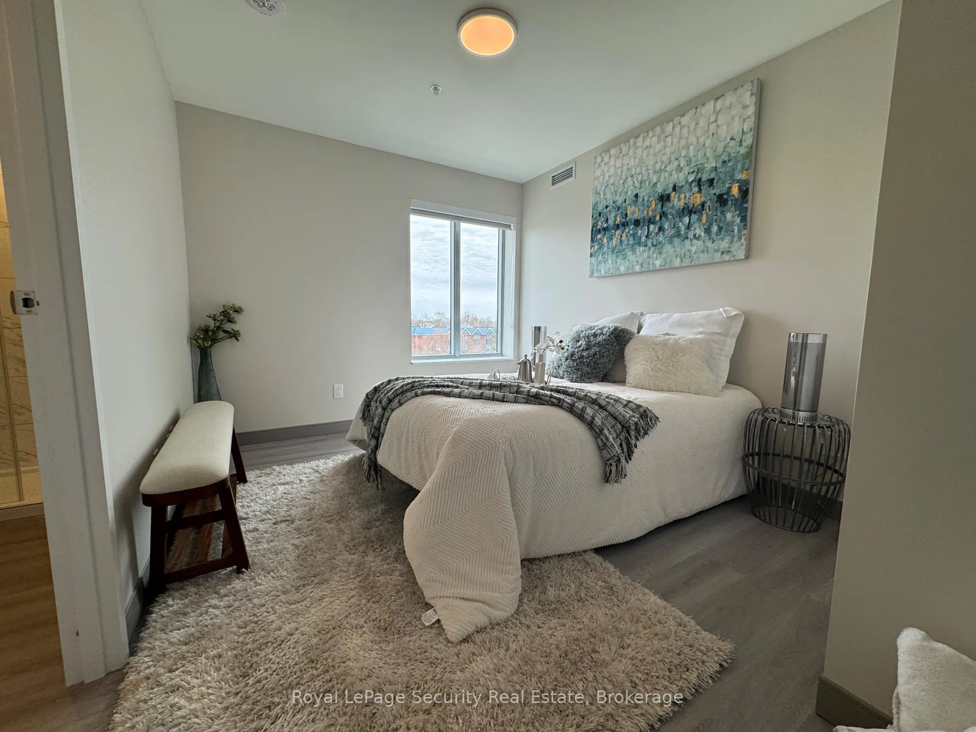 Photo 13 of Unit 514, 1015 Innisfil Beach Road, Innisfil, Alcona — HOMEH
