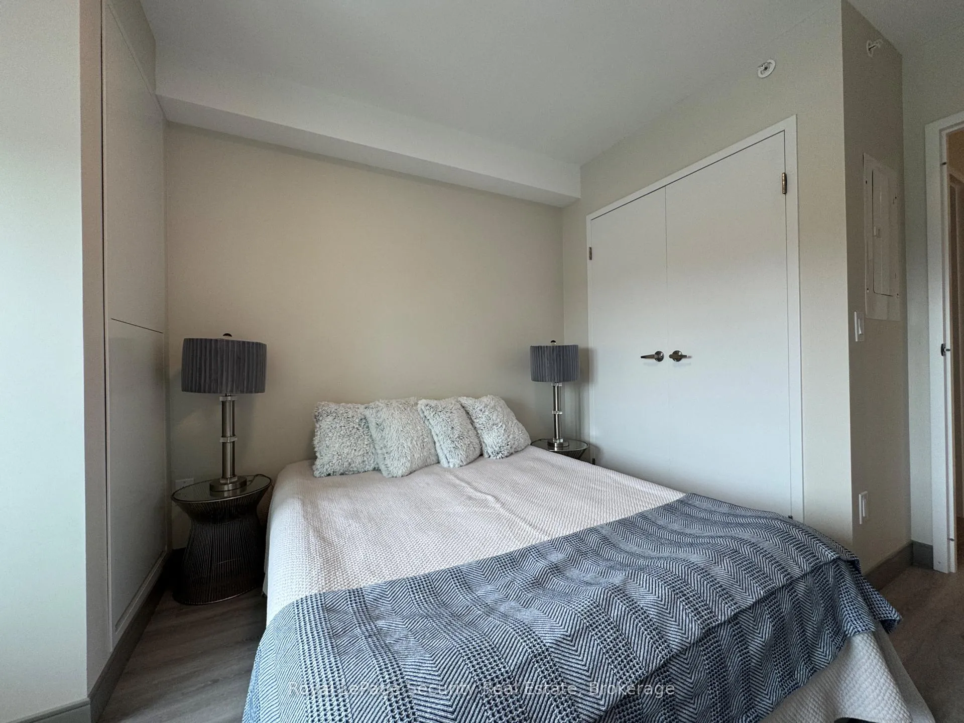 Photo 21 of Unit 514, 1015 Innisfil Beach Road, Innisfil, Alcona — HOMEH