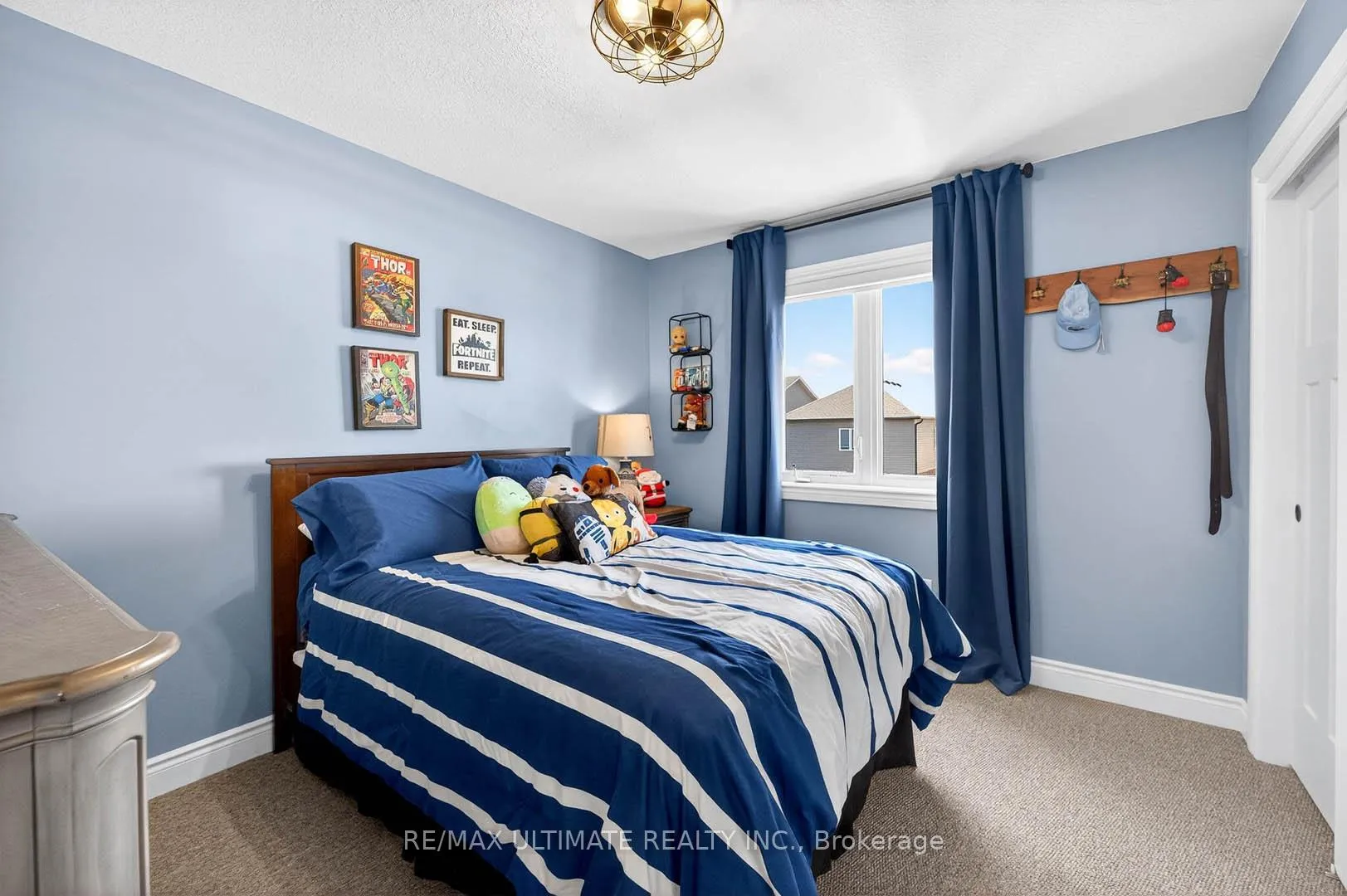 Photo 29 of 67 Beauchamp Drive N, Cambridge — HOMEH