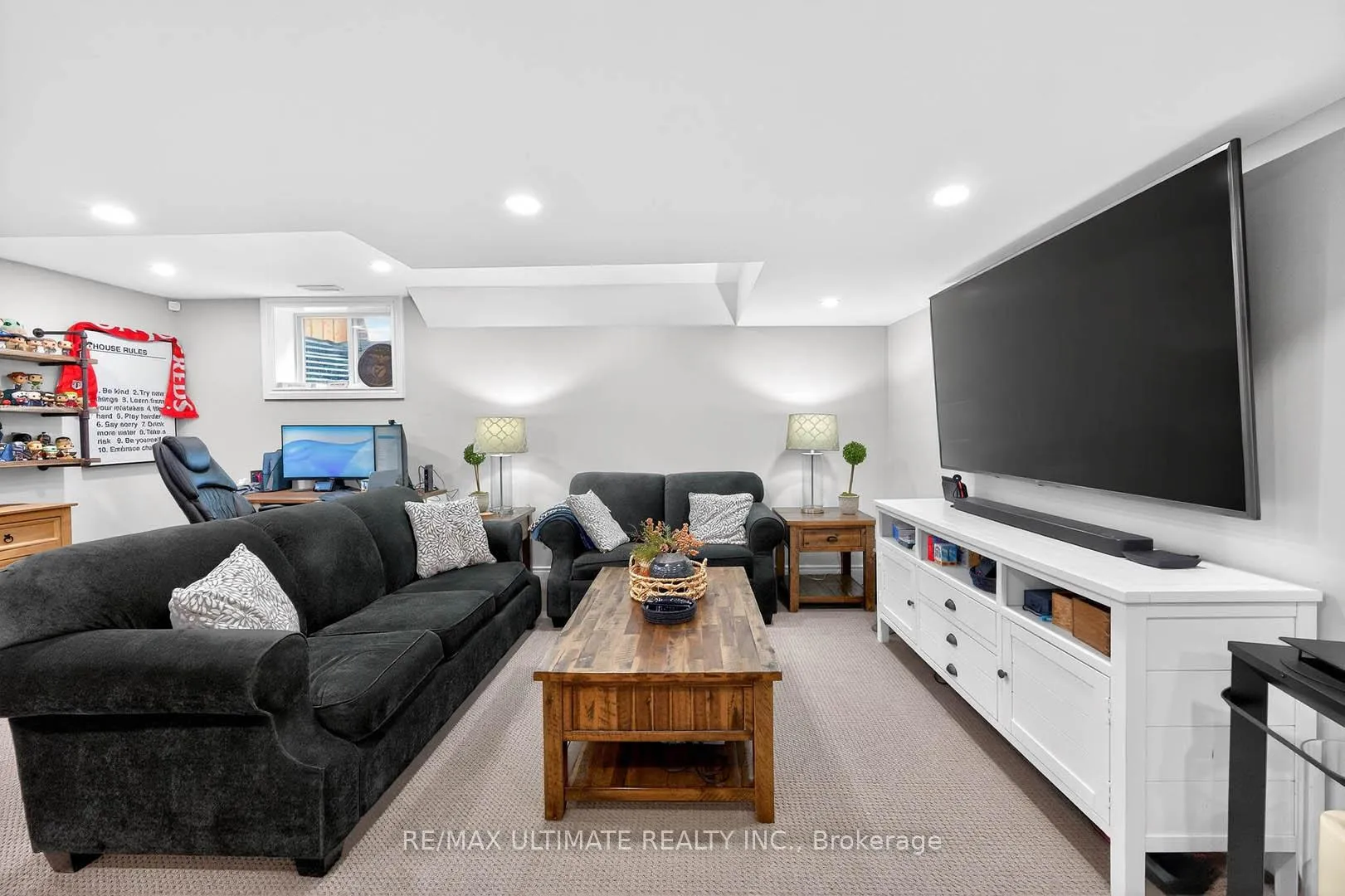 Photo 35 of 67 Beauchamp Drive N, Cambridge — HOMEH