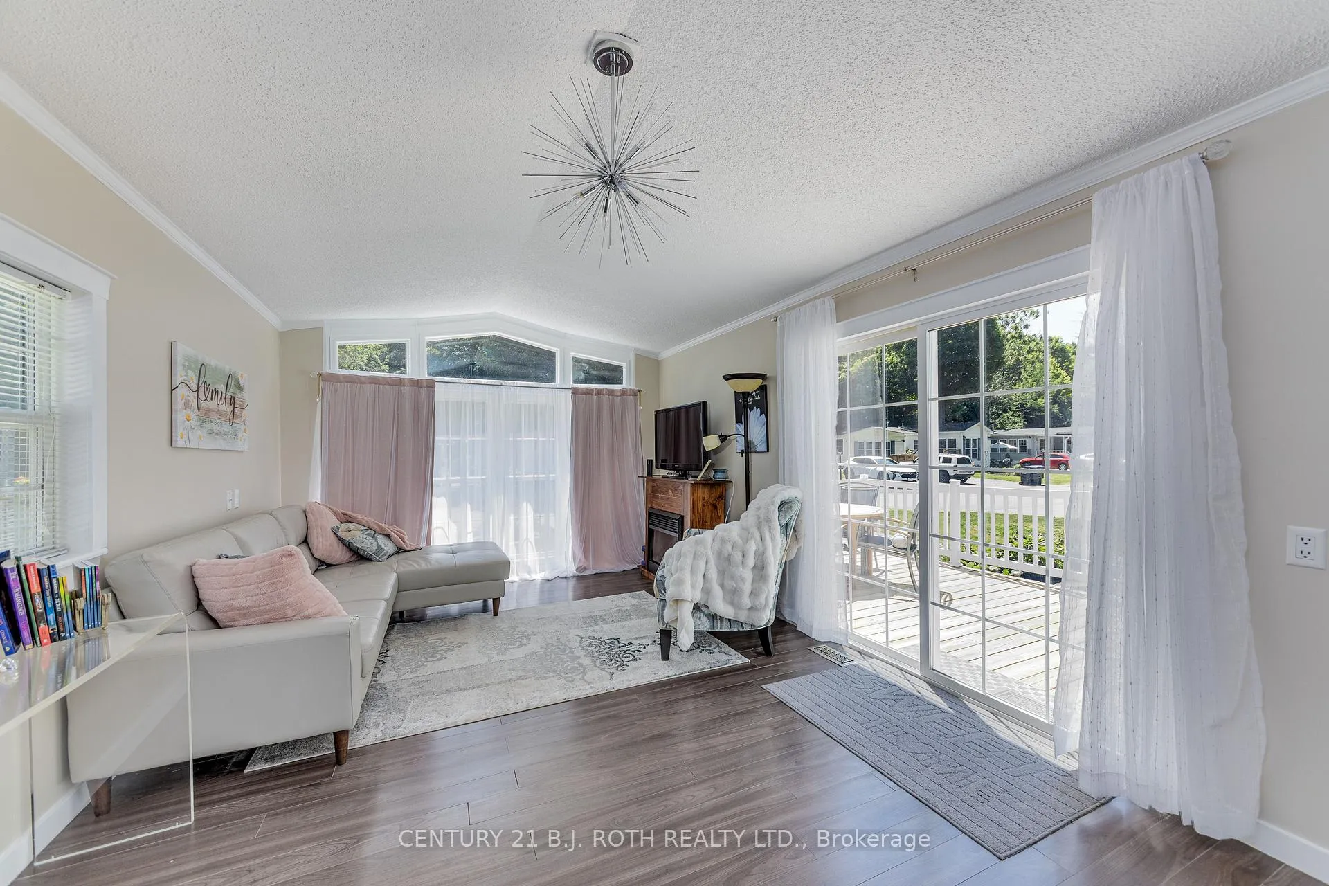Photo 11 of 1 Malta Avenue, Wasaga Beach — HOMEH