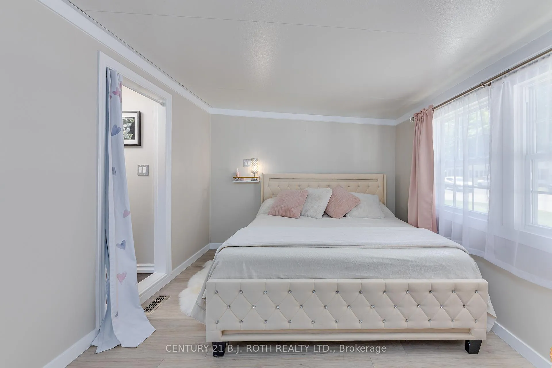 Photo 18 of 1 Malta Avenue, Wasaga Beach — HOMEH