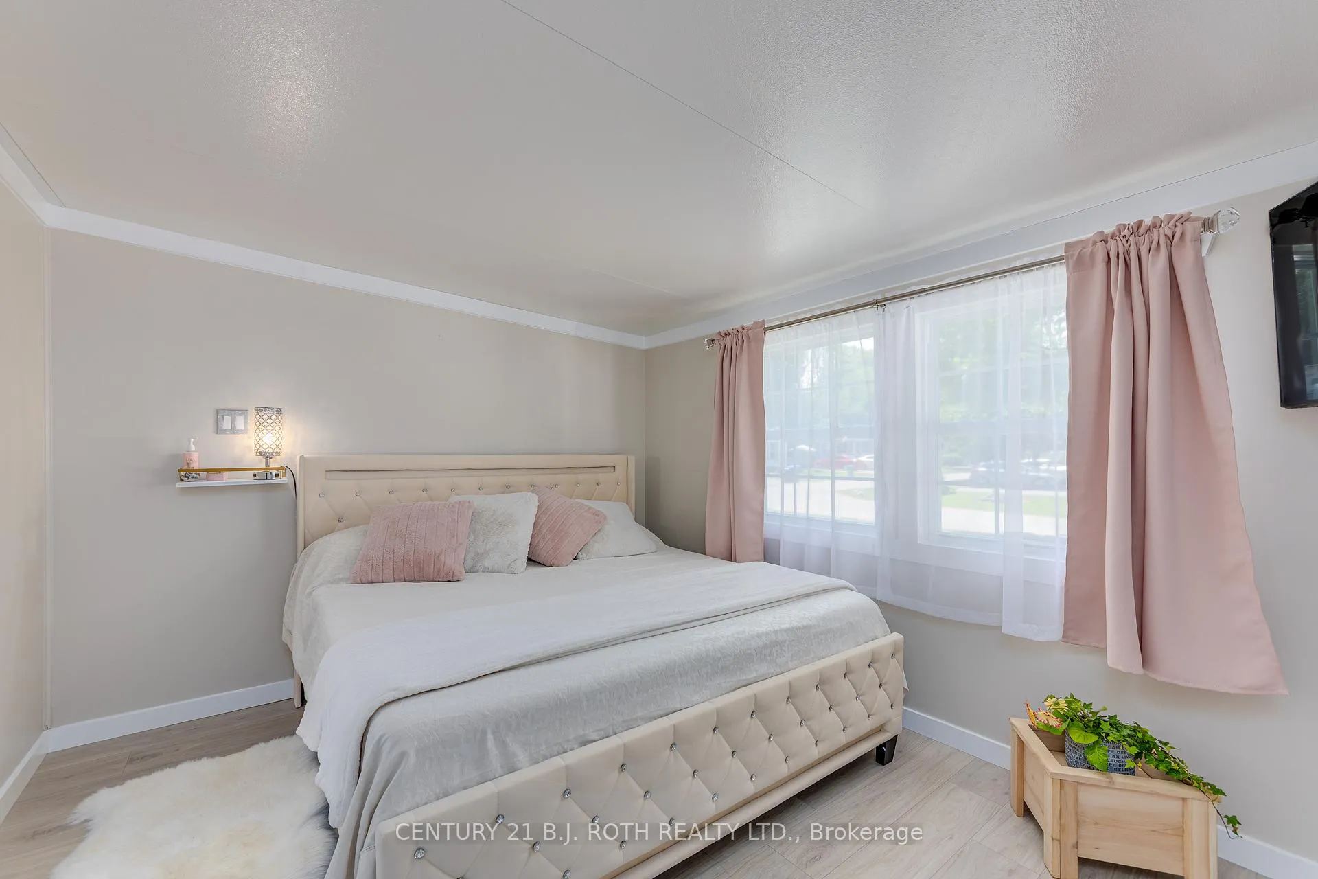 Photo 19 of 1 Malta Avenue, Wasaga Beach — HOMEH