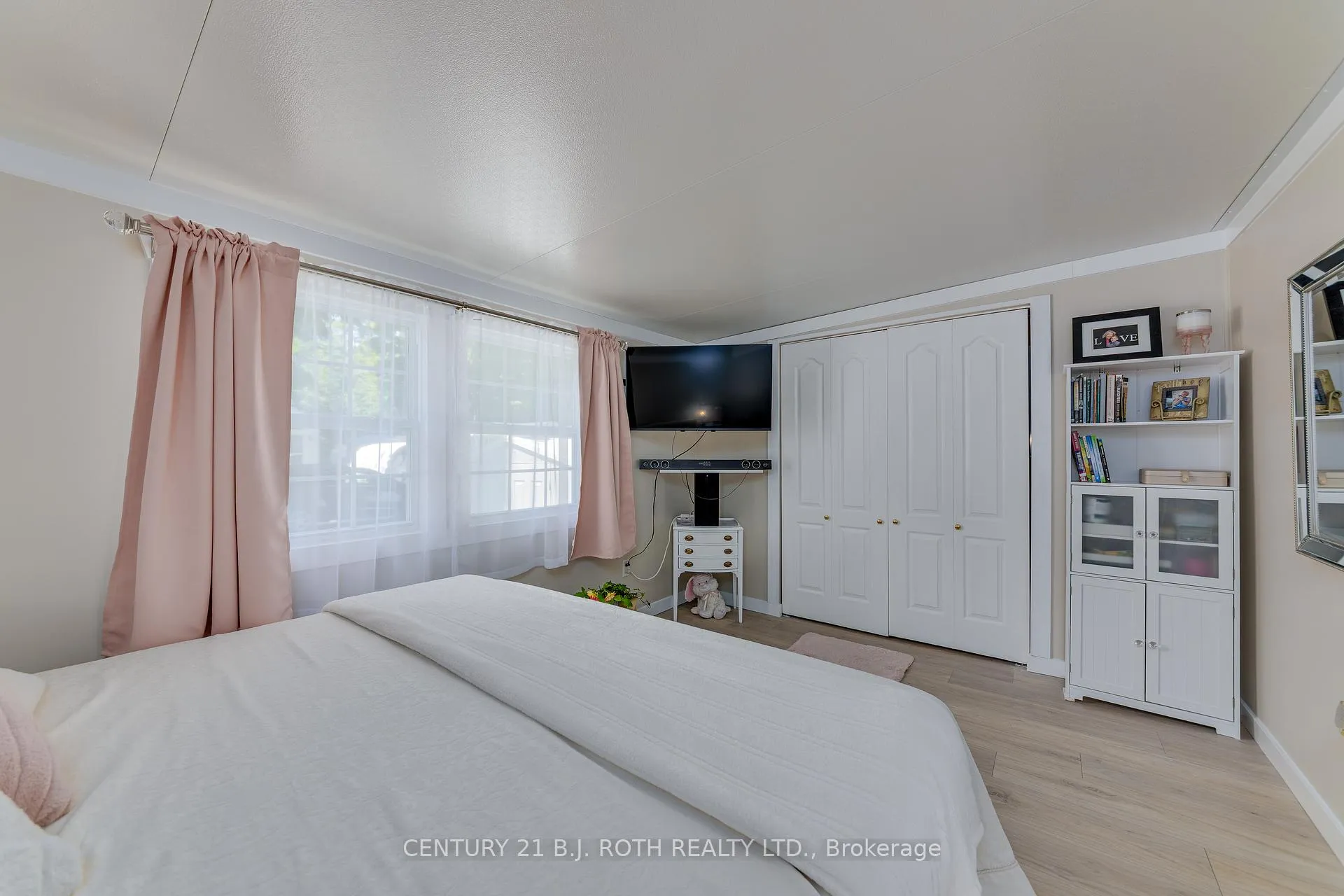 Photo 20 of 1 Malta Avenue, Wasaga Beach — HOMEH