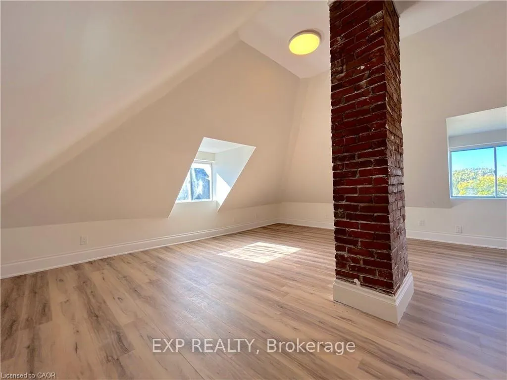 Photo 33 of Unit Upper, 526 Fifty Road, Hamilton, Stoney Creek — HOMEH