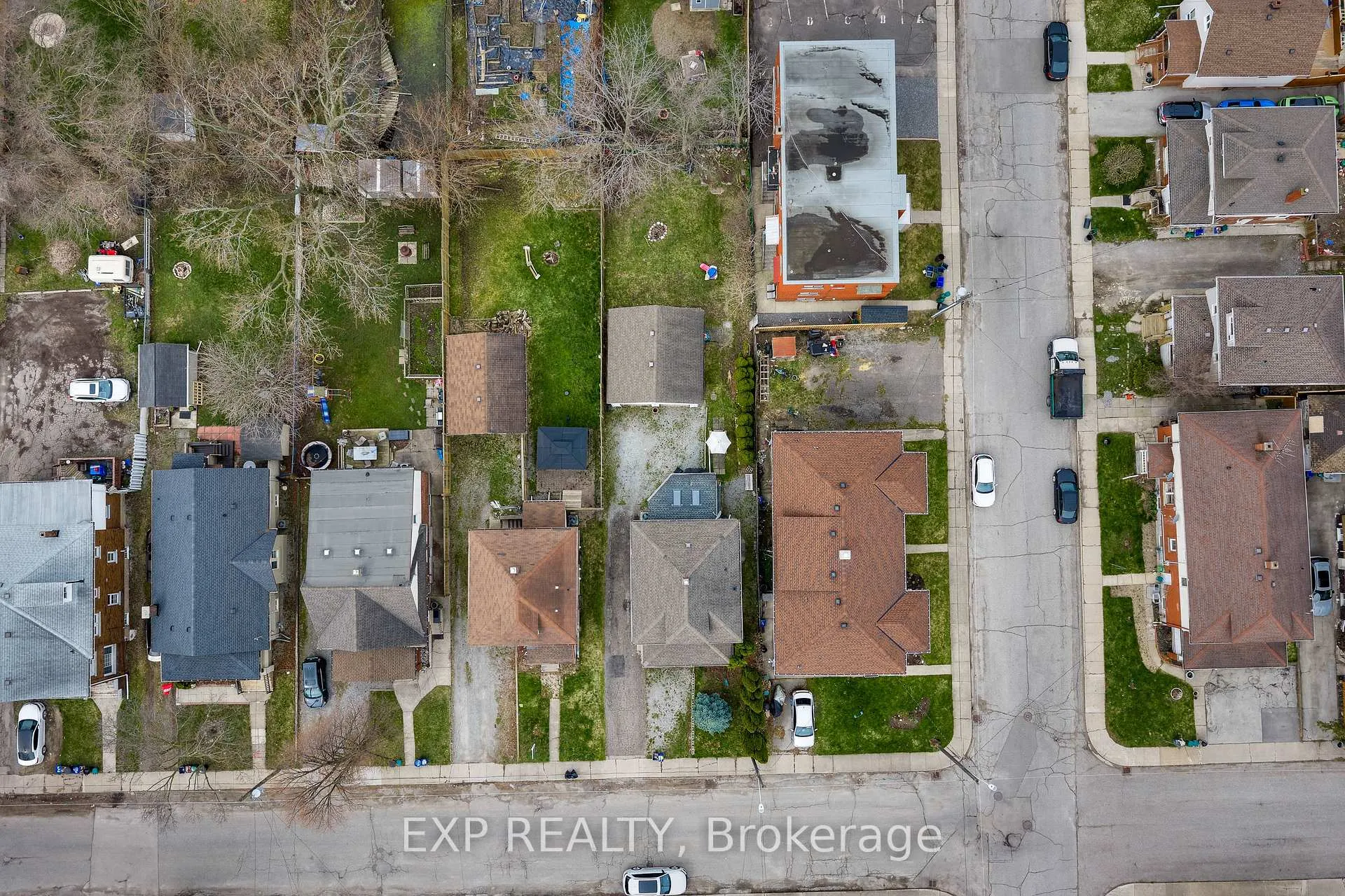 Photo 32 of 4725 Third Avenue, Niagara Falls, Cherrywood — HOMEH
