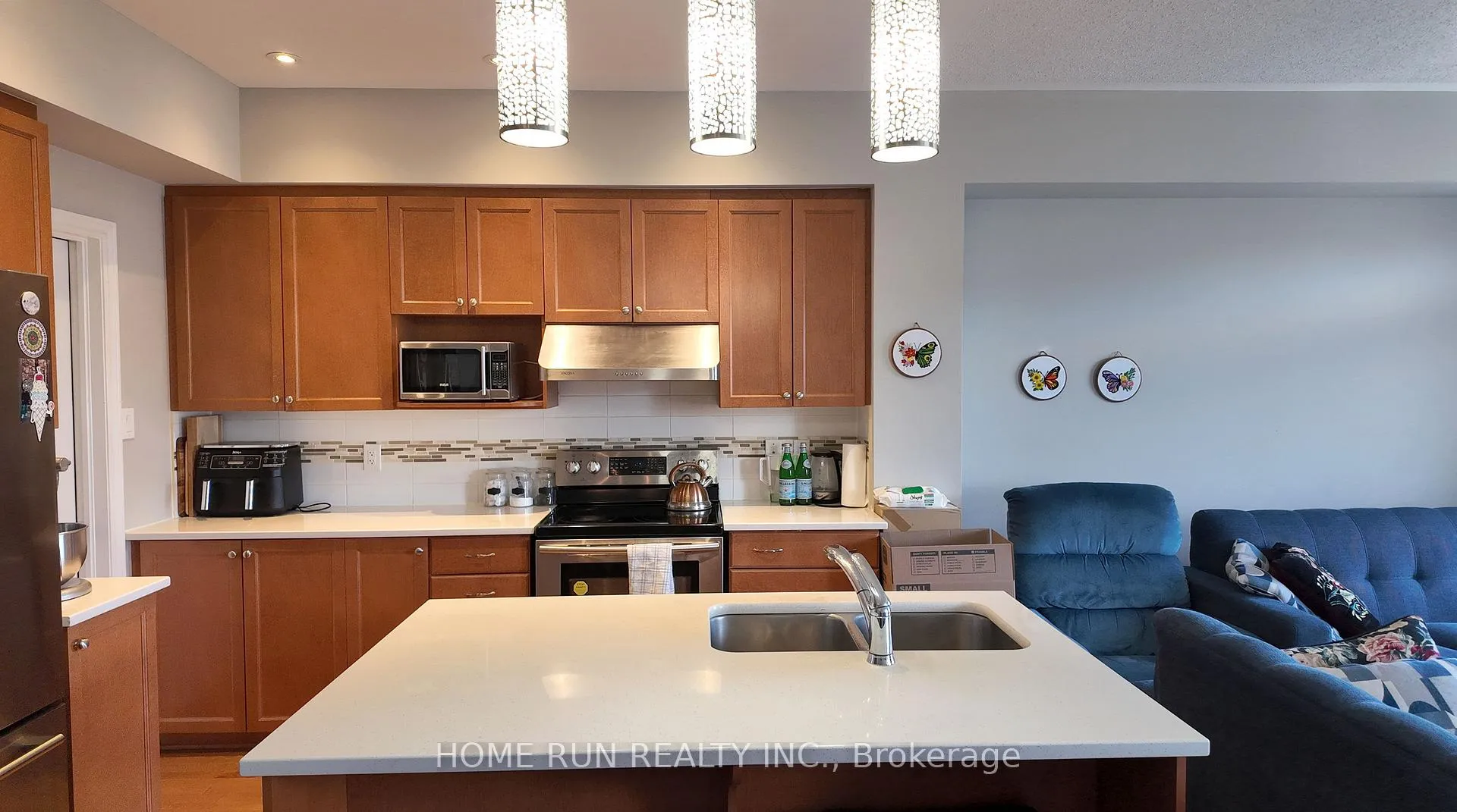 Photo 5 of 944 Fletcher Circle, Ottawa, Kanata - Kanata Lakes/Heritage Hills — HOMEH