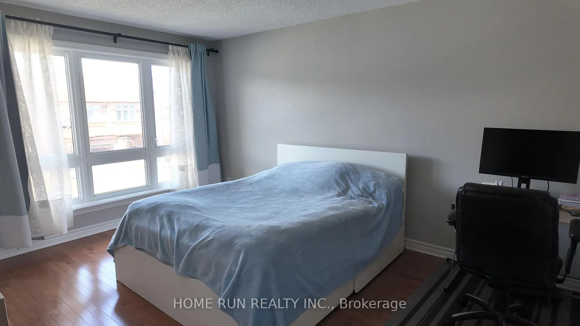 Photo 10 of 944 Fletcher Circle, Ottawa, Kanata - Kanata Lakes/Heritage Hills — HOMEH