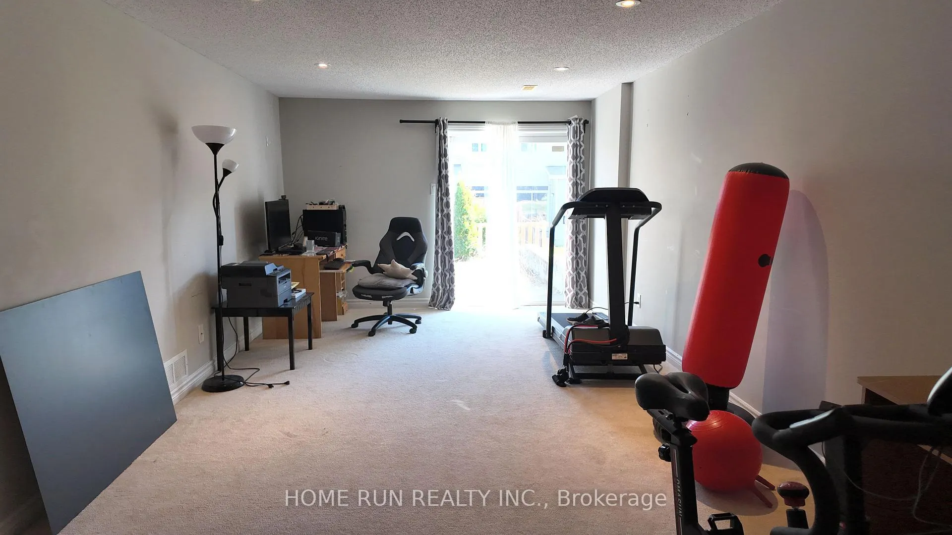 Photo 18 of 944 Fletcher Circle, Ottawa, Kanata - Kanata Lakes/Heritage Hills — HOMEH