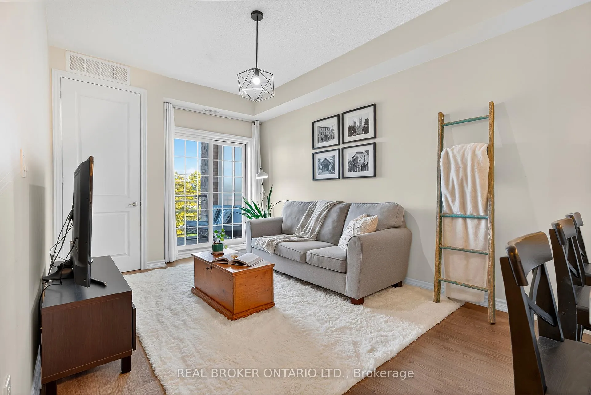 Photo 7 of Unit 403, 1083 Gordon Street, Guelph, Kortright West — HOMEH