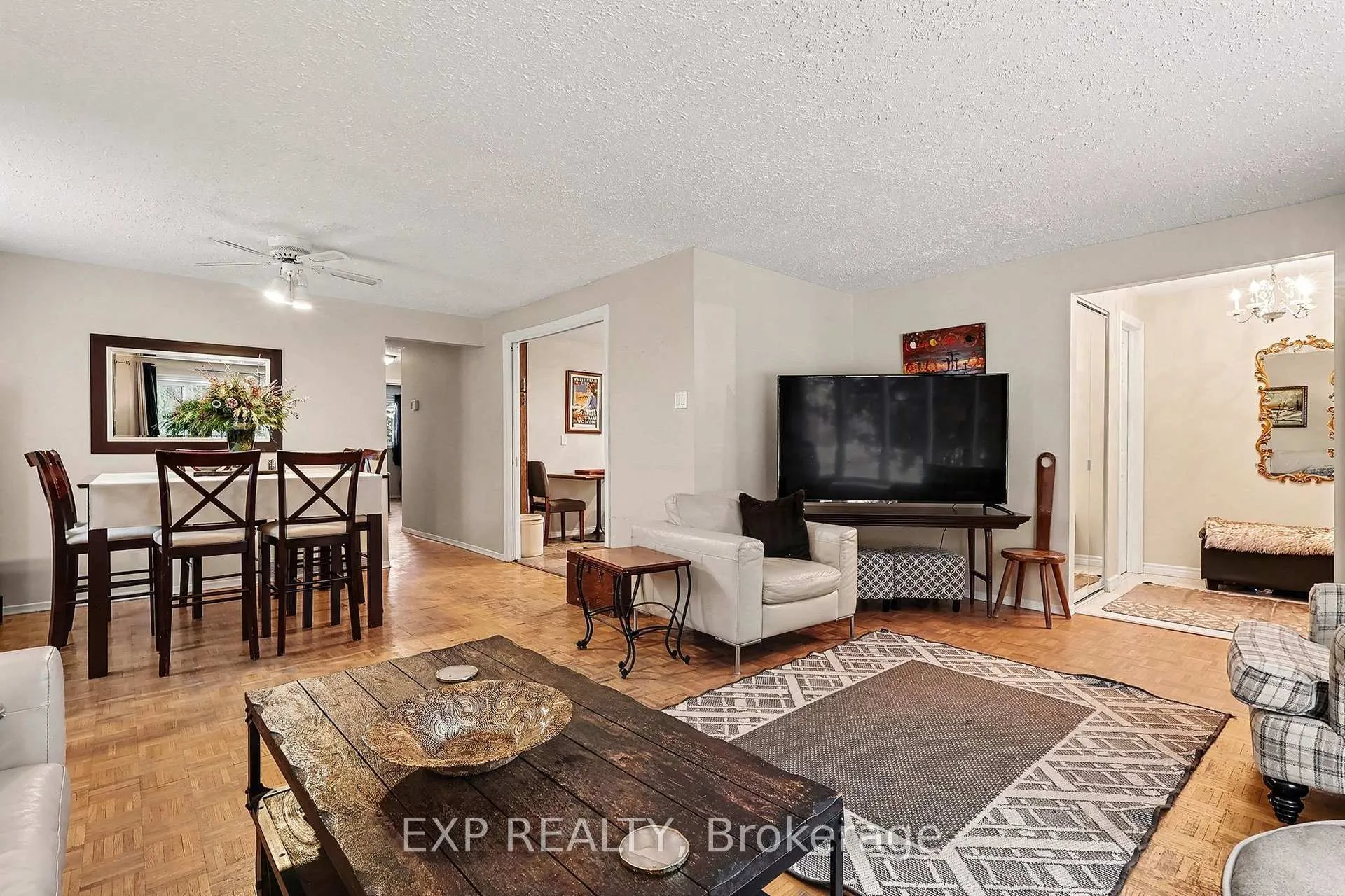 Photo 6 of 15 Wedgewood Crescent, Ottawa, Blackburn Hamlet — HOMEH