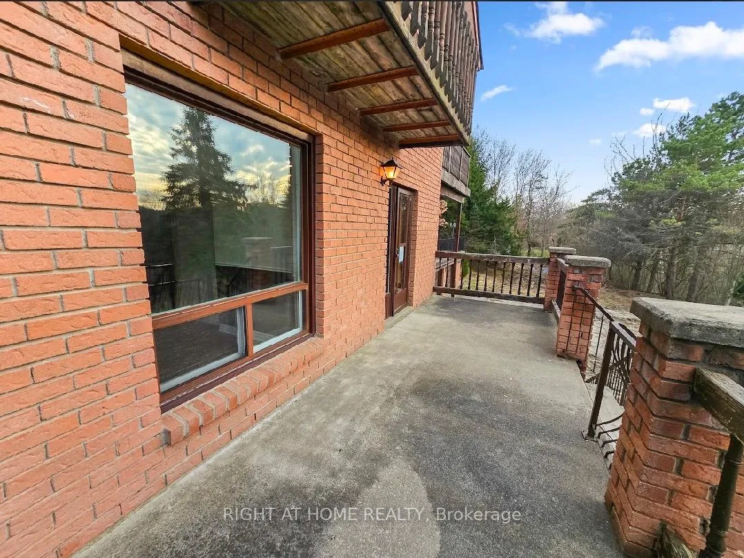 Photo 5 of 16568 Mount Hope Road, Caledon, Palgrave — HOMEH