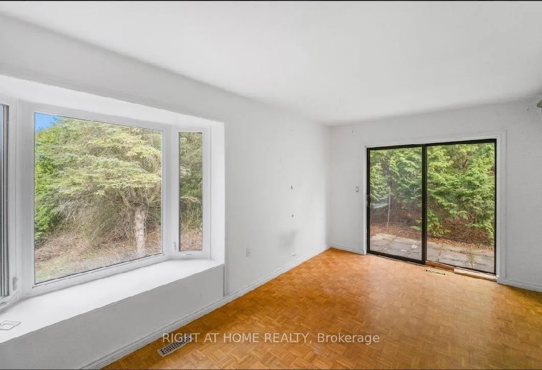 Photo 17 of 16568 Mount Hope Road, Caledon, Palgrave — HOMEH