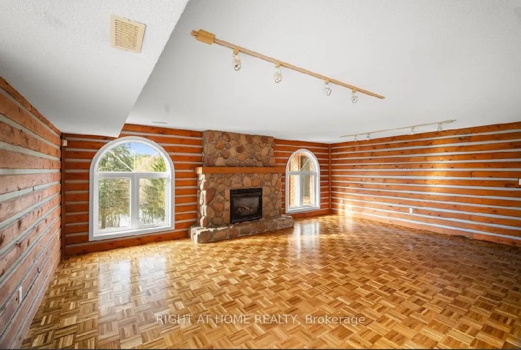 Photo 24 of 16568 Mount Hope Road, Caledon, Palgrave — HOMEH