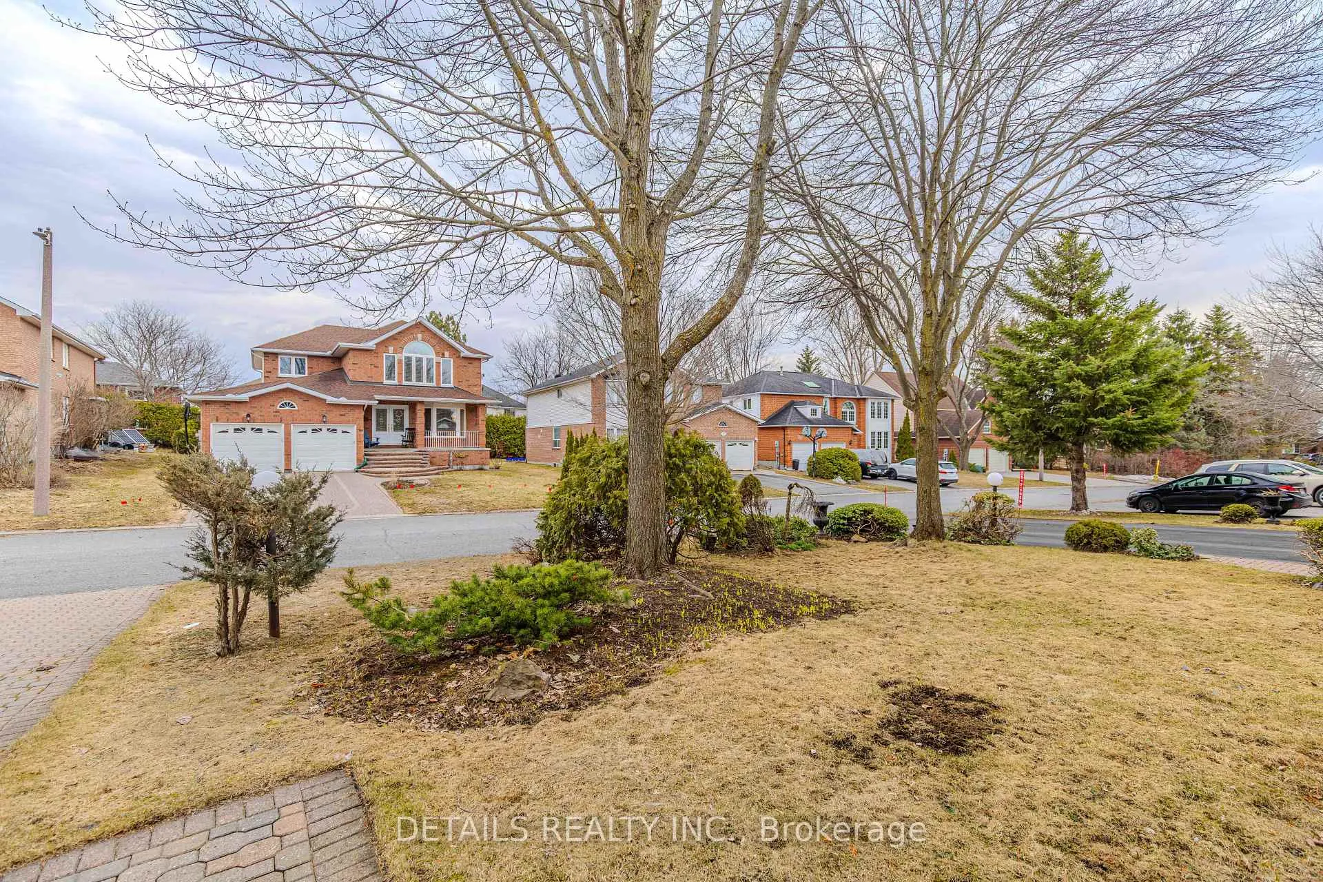 Photo 2 of 42 Rosenfeld Crescent, Ottawa, Kanata - Kanata Lakes/Heritage Hills — HOMEH