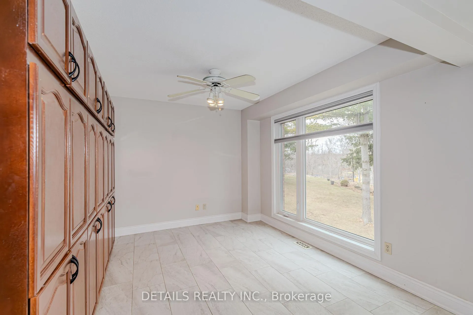 Photo 12 of 42 Rosenfeld Crescent, Ottawa, Kanata - Kanata Lakes/Heritage Hills — HOMEH