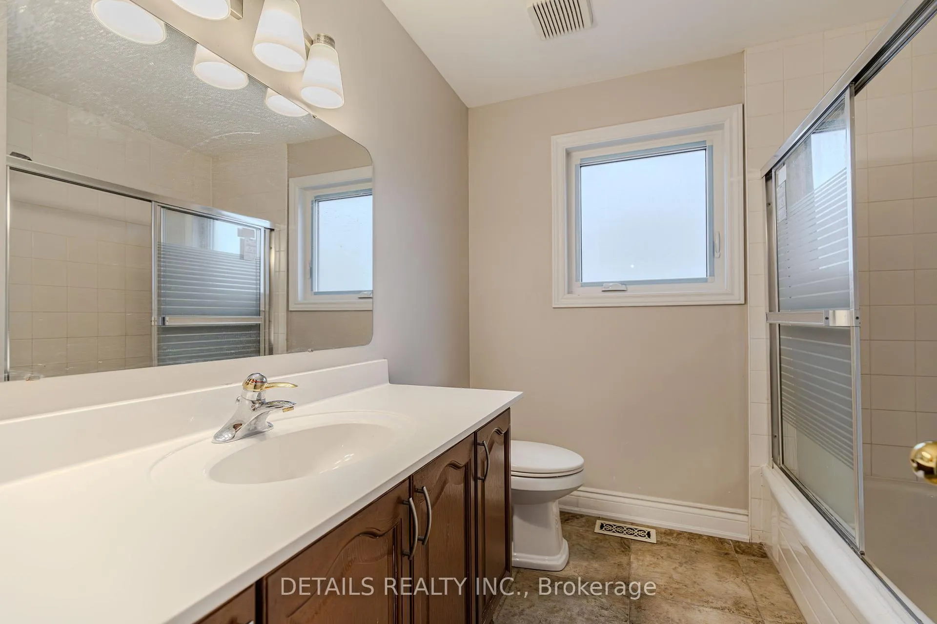 Photo 24 of 42 Rosenfeld Crescent, Ottawa, Kanata - Kanata Lakes/Heritage Hills — HOMEH