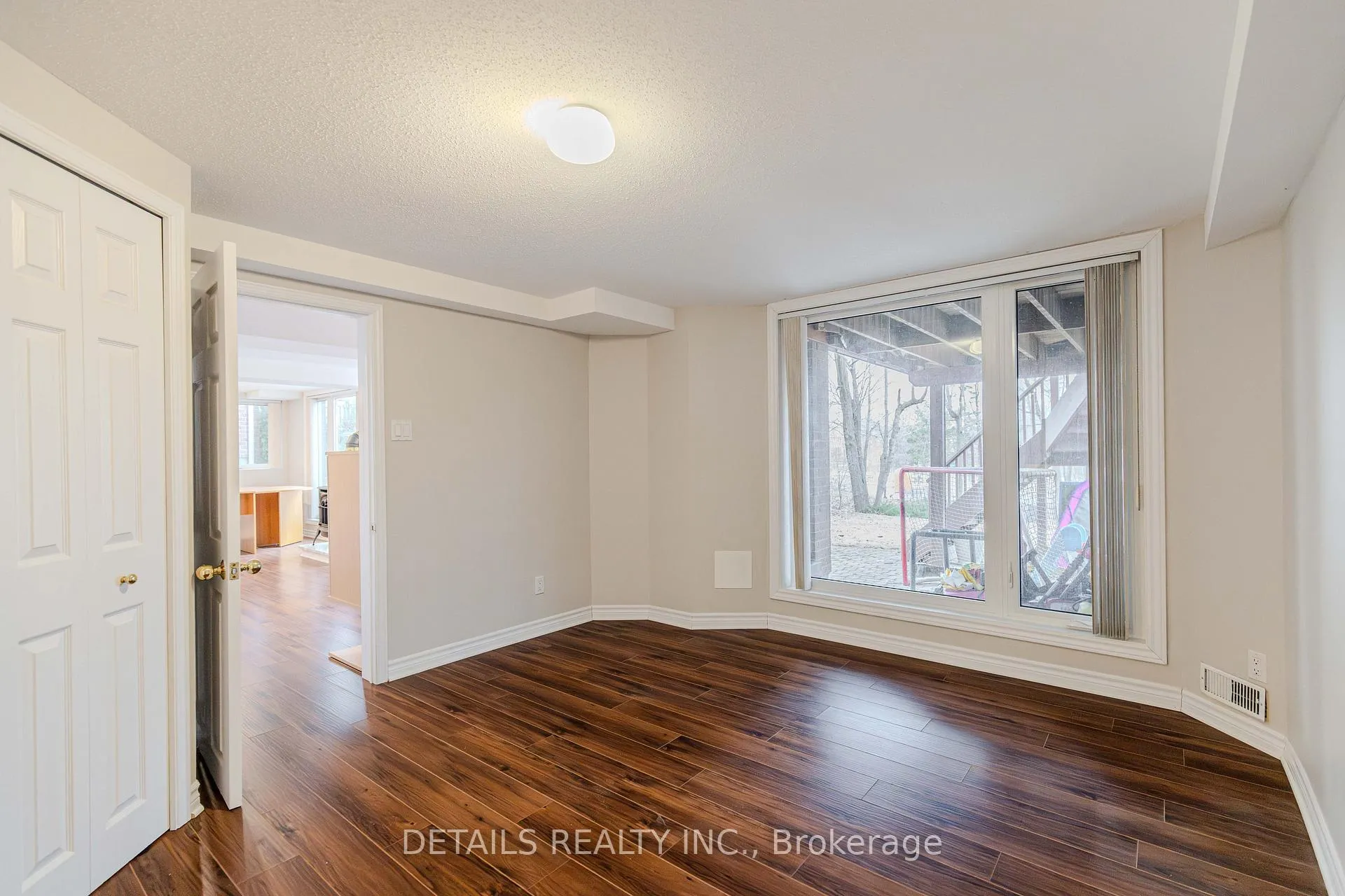 Photo 27 of 42 Rosenfeld Crescent, Ottawa, Kanata - Kanata Lakes/Heritage Hills — HOMEH