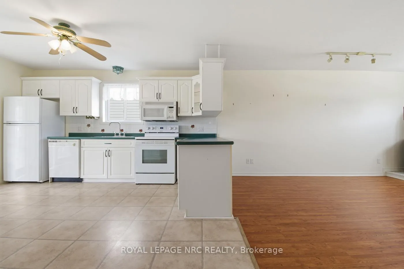 Photo 7 of 159 Nelles Road, Welland, Lincoln/Crowland — HOMEH