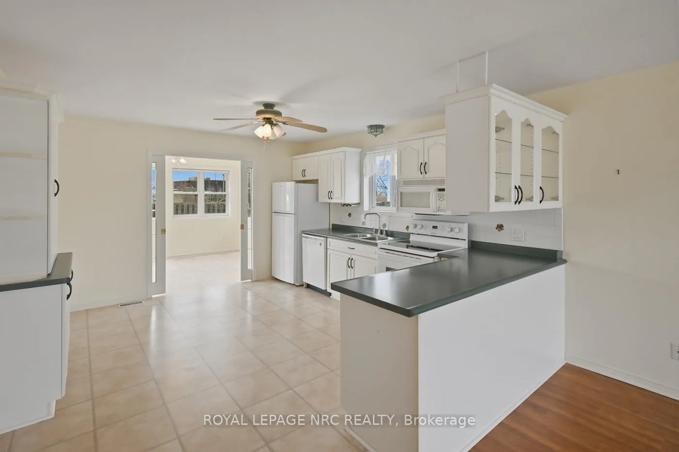 Photo 10 of 159 Nelles Road, Welland, Lincoln/Crowland — HOMEH