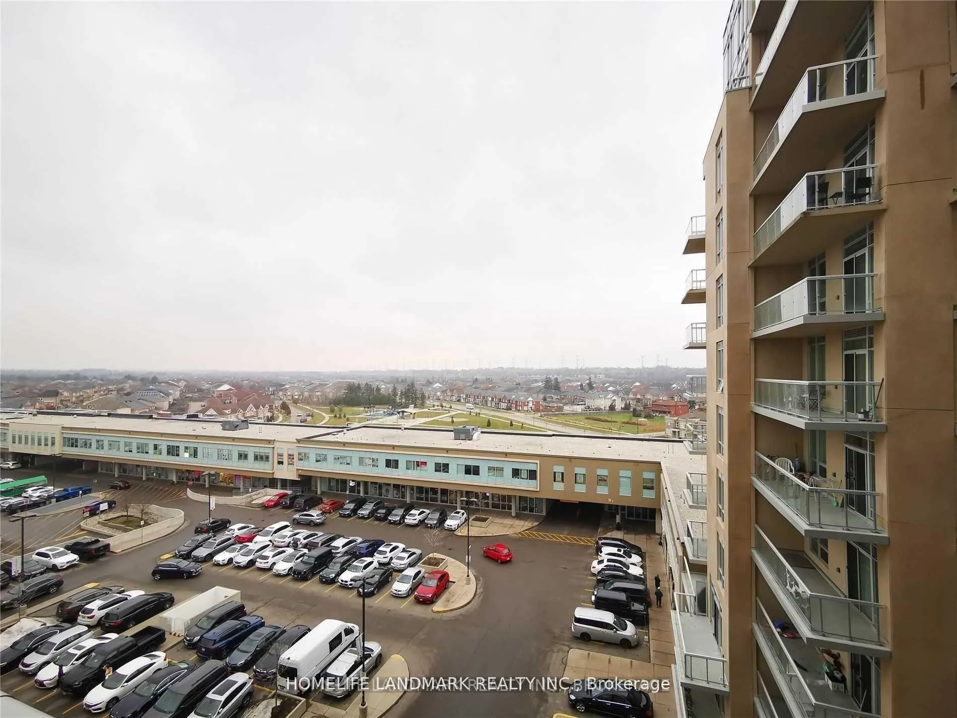 Photo 4 of Unit 827, 8323 Kennedy Road, Markham, Village Green-South Unionville — HOMEH