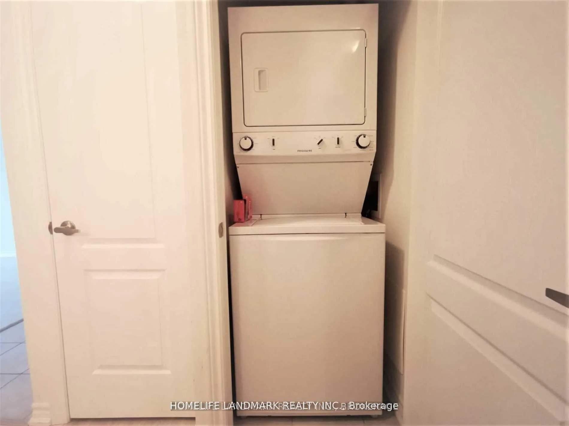 Photo 10 of Unit 827, 8323 Kennedy Road, Markham, Village Green-South Unionville — HOMEH