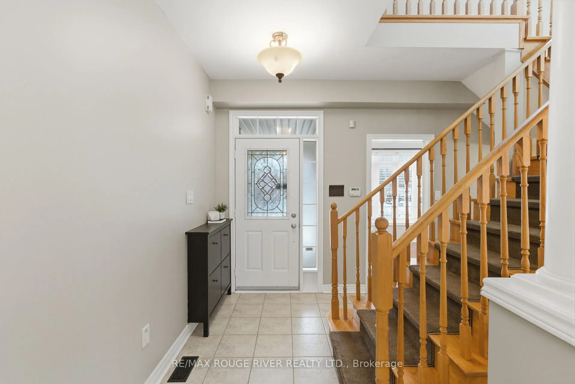 Photo 2 of 49 Helston Crescent, Whitby, Brooklin — HOMEH