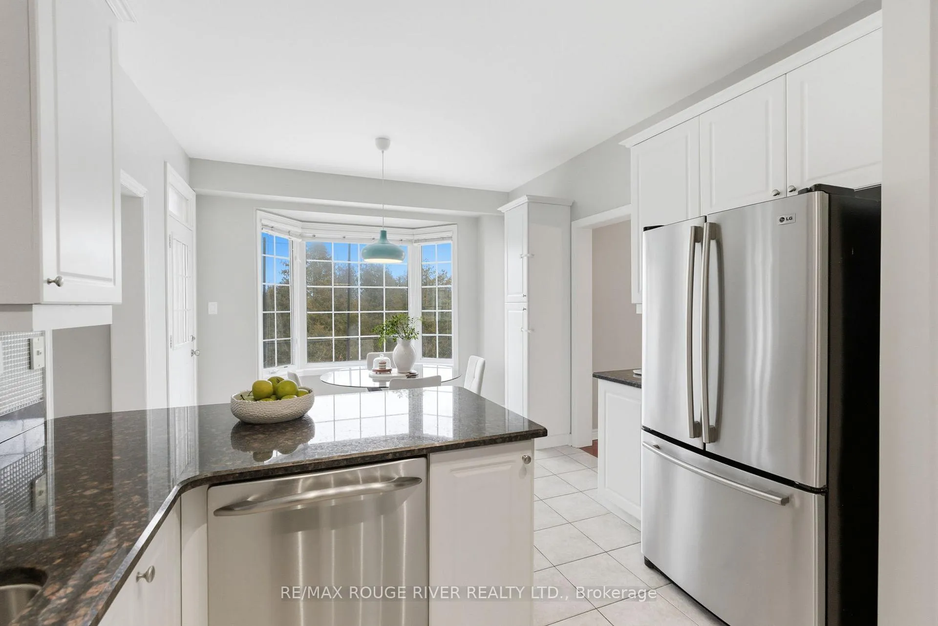 Photo 13 of 49 Helston Crescent, Whitby, Brooklin — HOMEH
