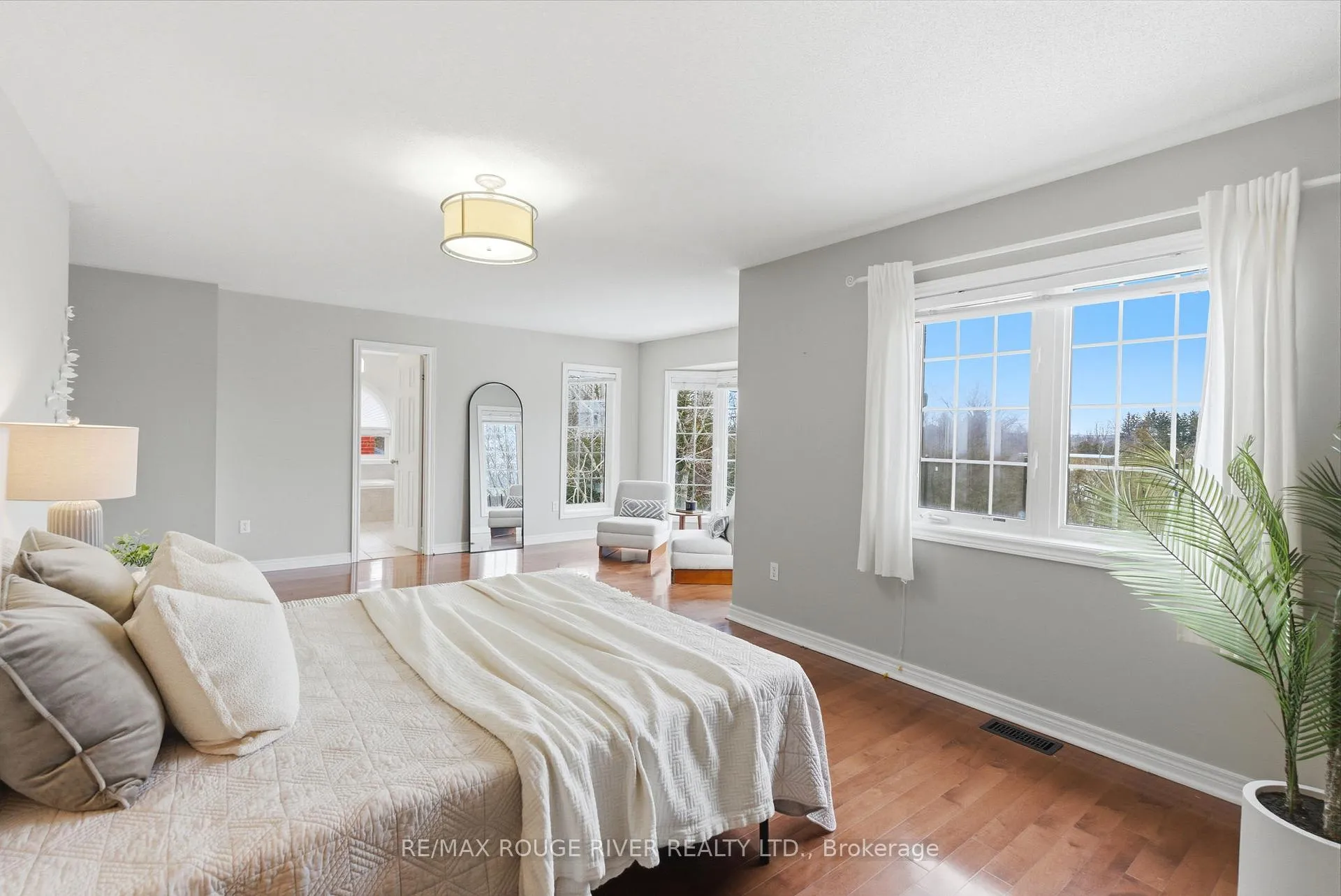 Photo 21 of 49 Helston Crescent, Whitby, Brooklin — HOMEH