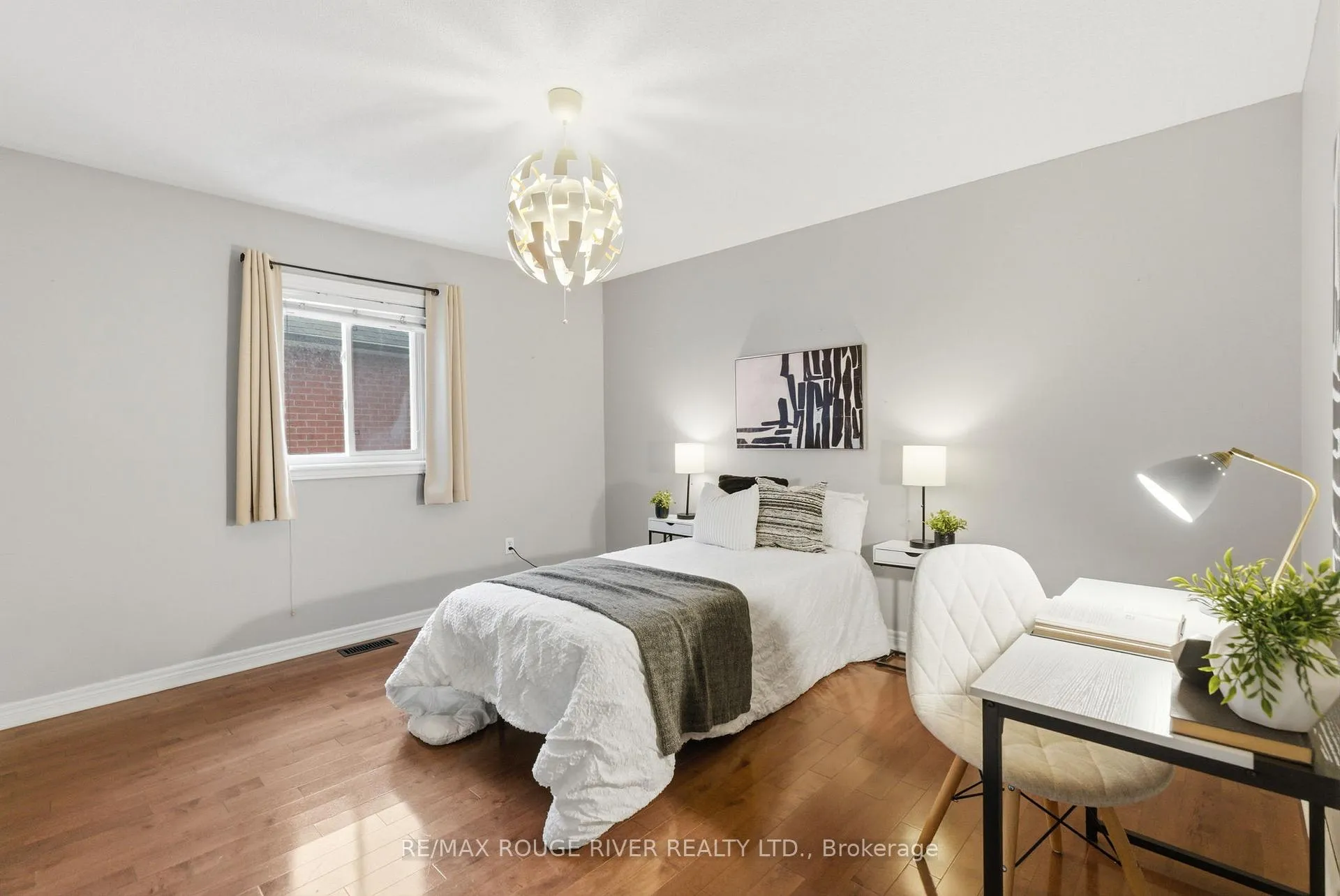 Photo 31 of 49 Helston Crescent, Whitby, Brooklin — HOMEH