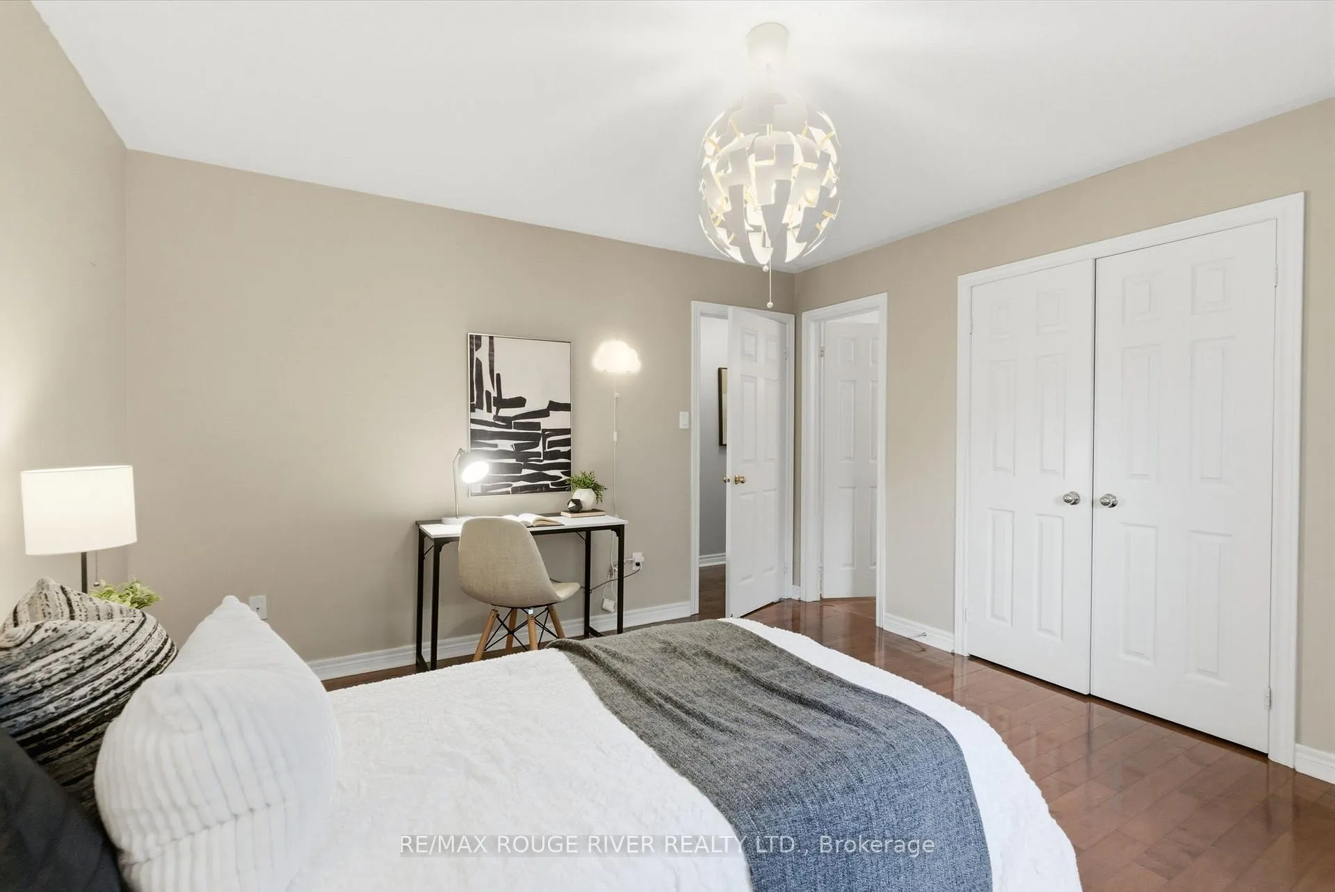 Photo 32 of 49 Helston Crescent, Whitby, Brooklin — HOMEH