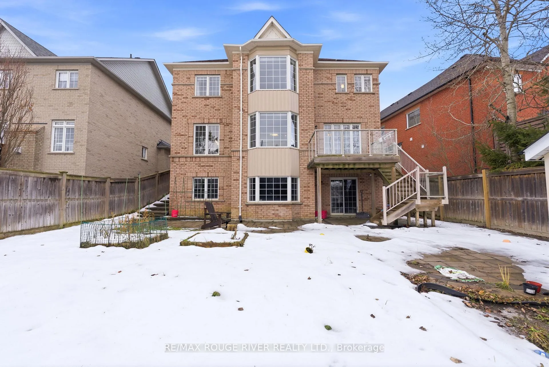 Photo 43 of 49 Helston Crescent, Whitby, Brooklin — HOMEH