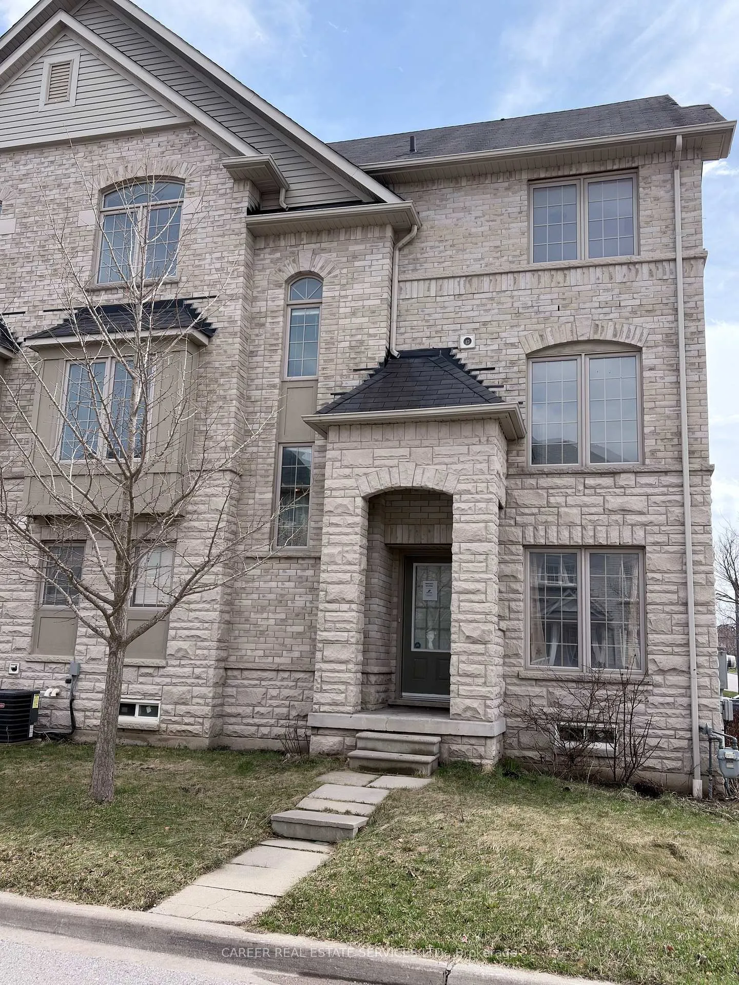 Photo 2 of 45 Blunden Road, Ajax, Central East — HOMEH
