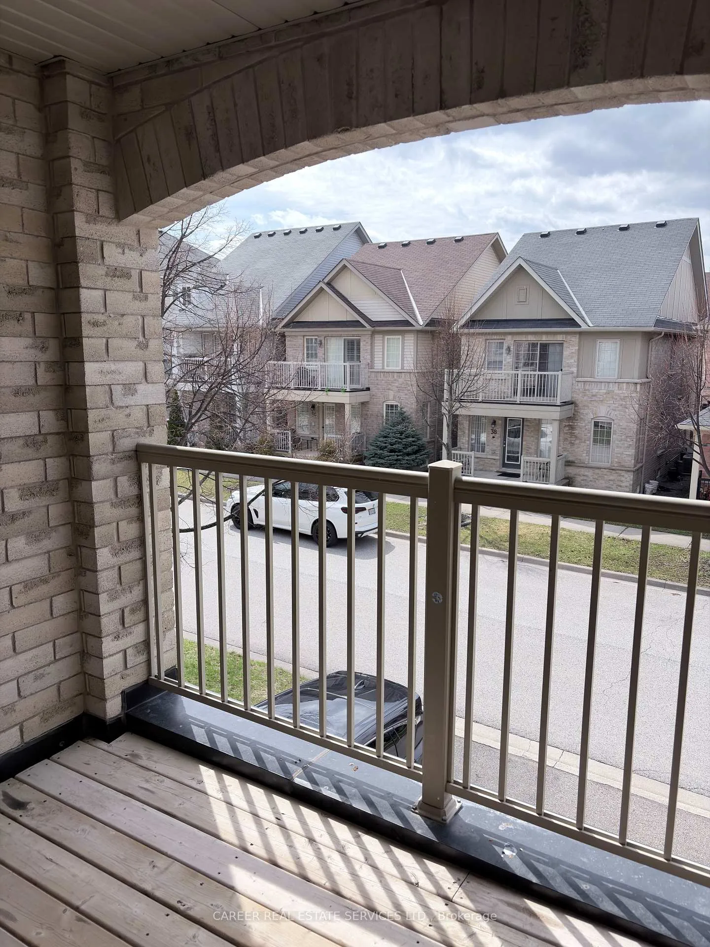 Photo 12 of 45 Blunden Road, Ajax, Central East — HOMEH