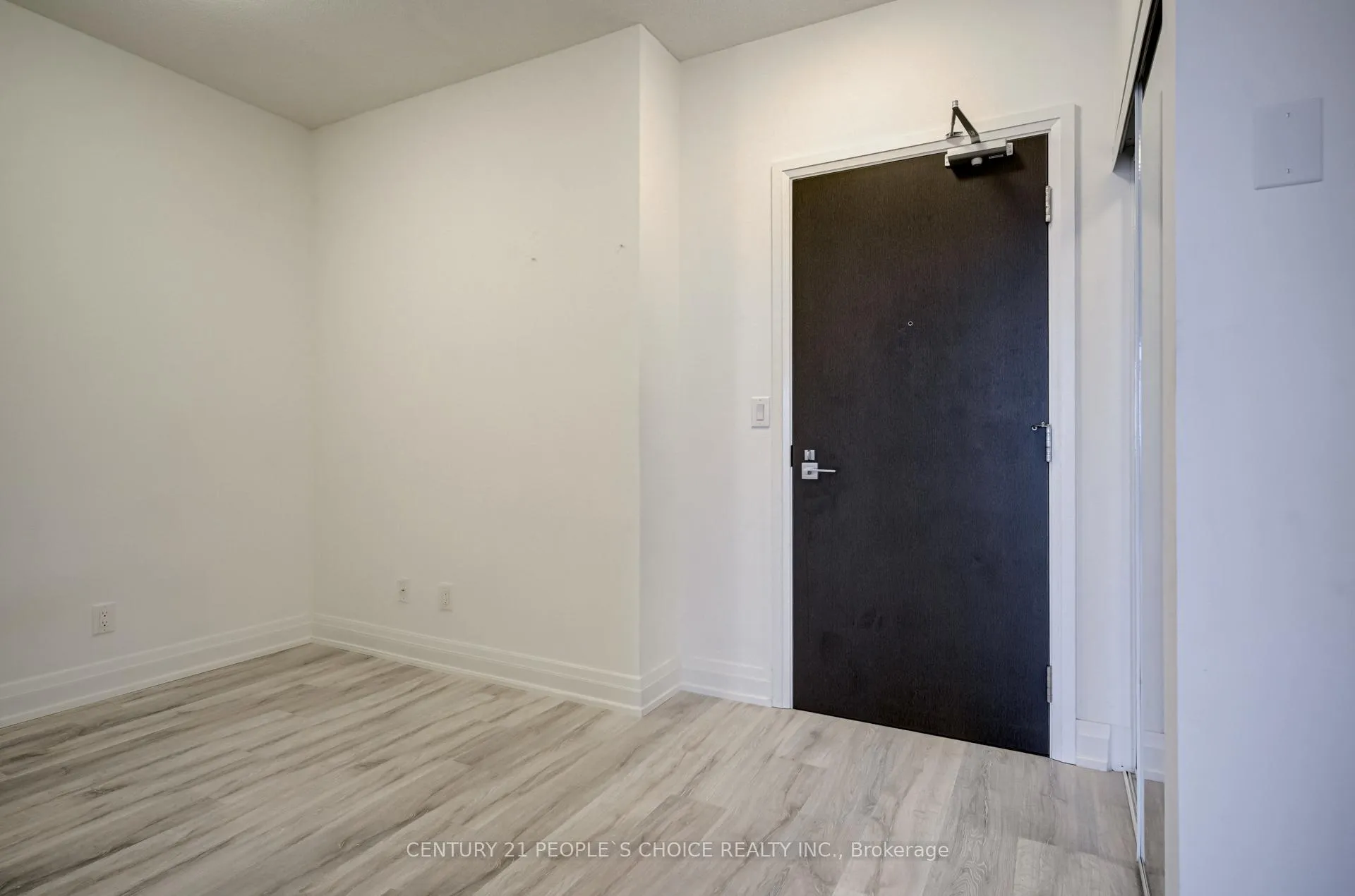Photo 6 of Unit 603, 3700 Highway 7 Road, Vaughan, Vaughan Corporate Centre — HOMEH