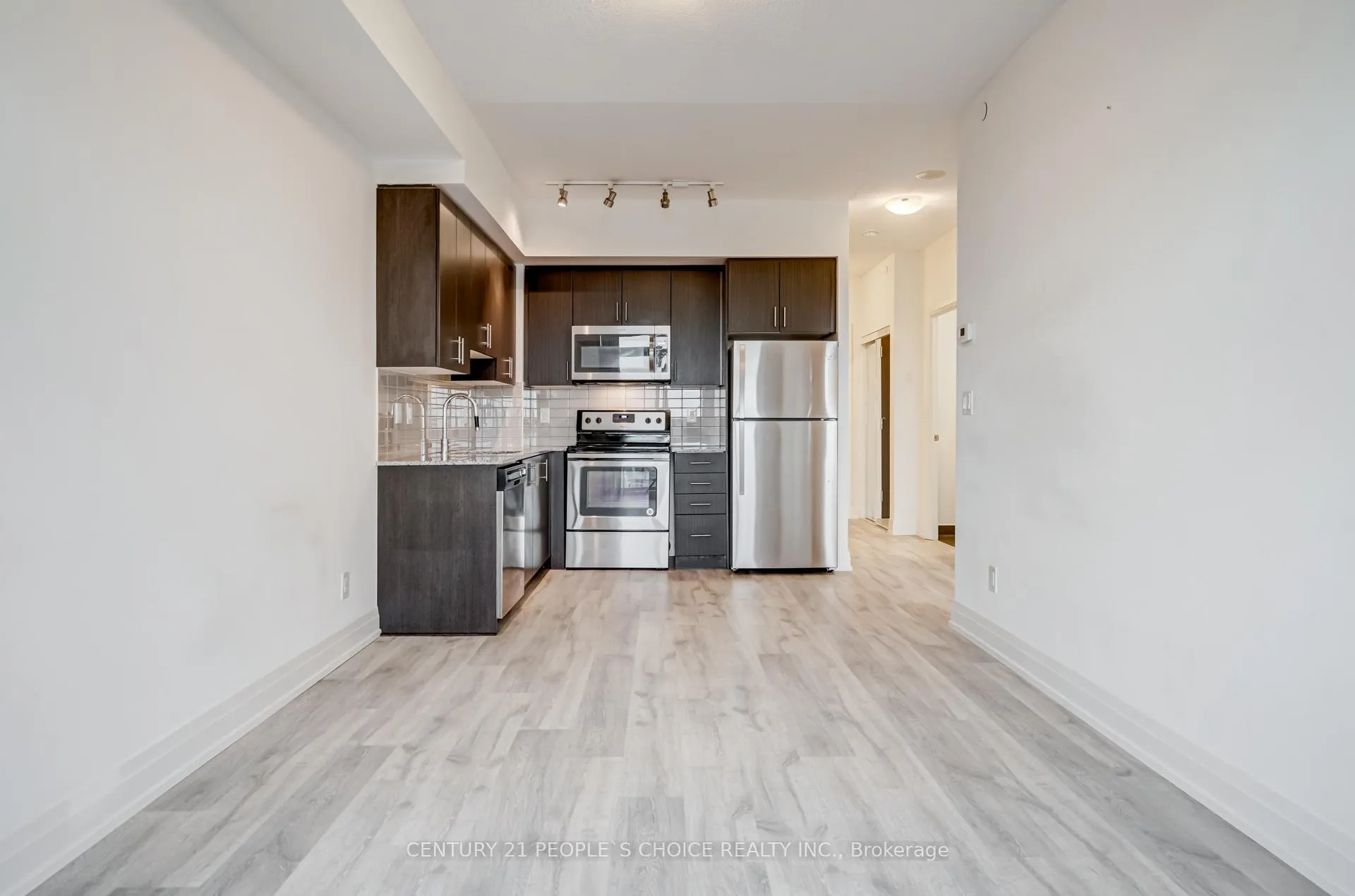 Photo 9 of Unit 603, 3700 Highway 7 Road, Vaughan, Vaughan Corporate Centre — HOMEH