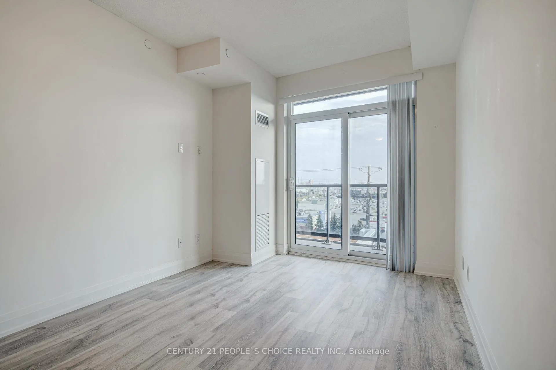 Photo 15 of Unit 603, 3700 Highway 7 Road, Vaughan, Vaughan Corporate Centre — HOMEH