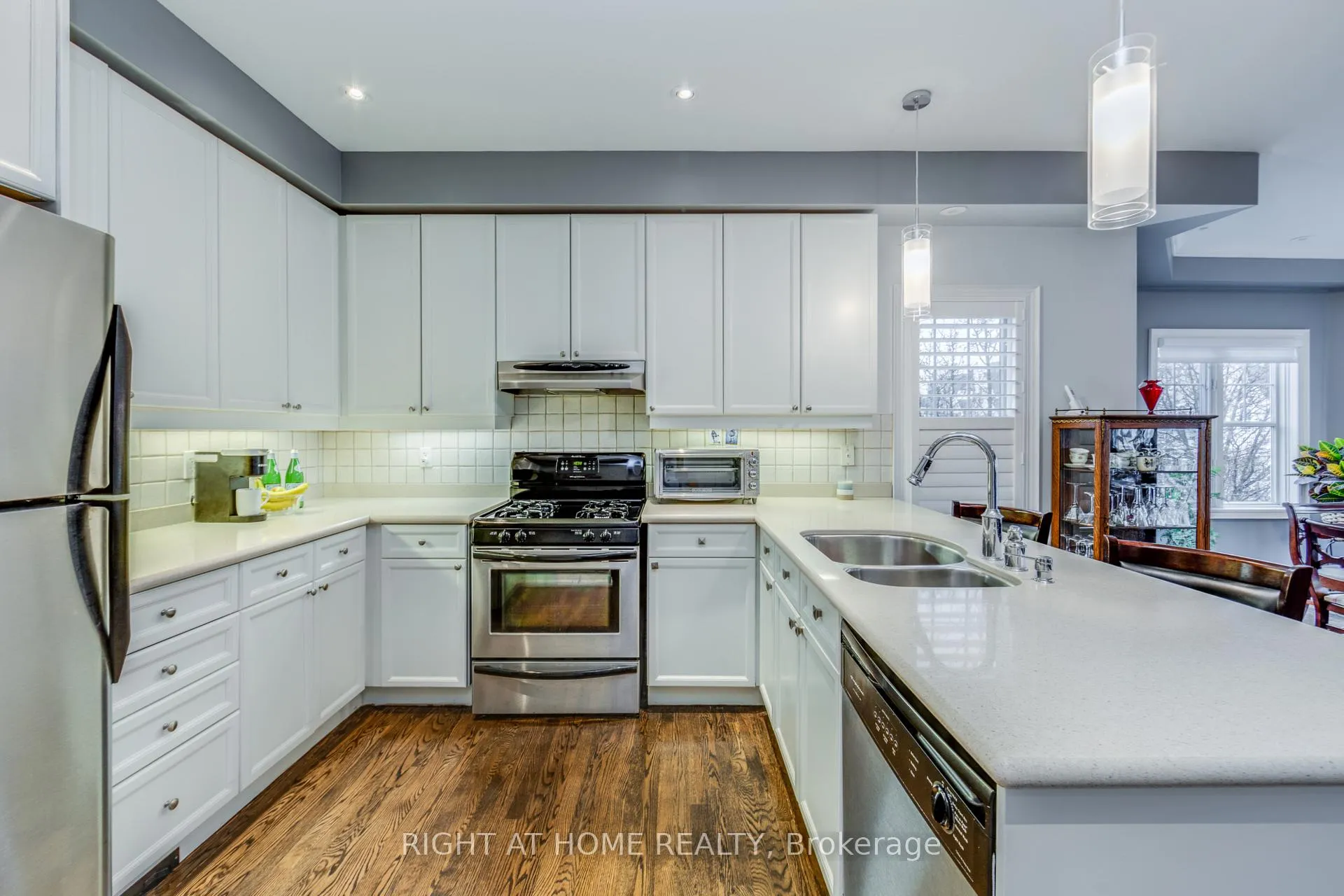 Photo 11 of Unit 37, 1295 Wharf Street, Pickering, Bay Ridges — HOMEH