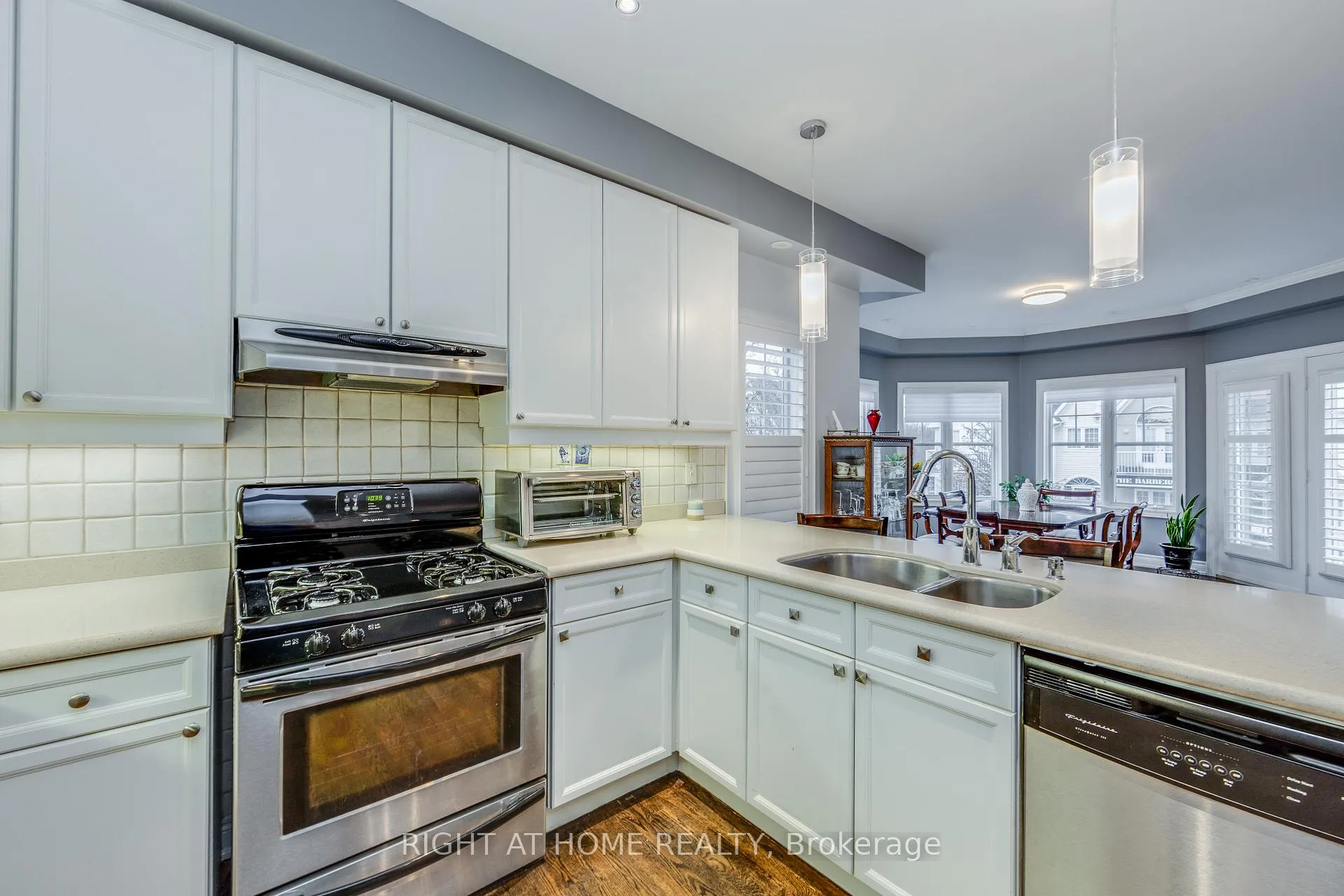 Photo 12 of Unit 37, 1295 Wharf Street, Pickering, Bay Ridges — HOMEH