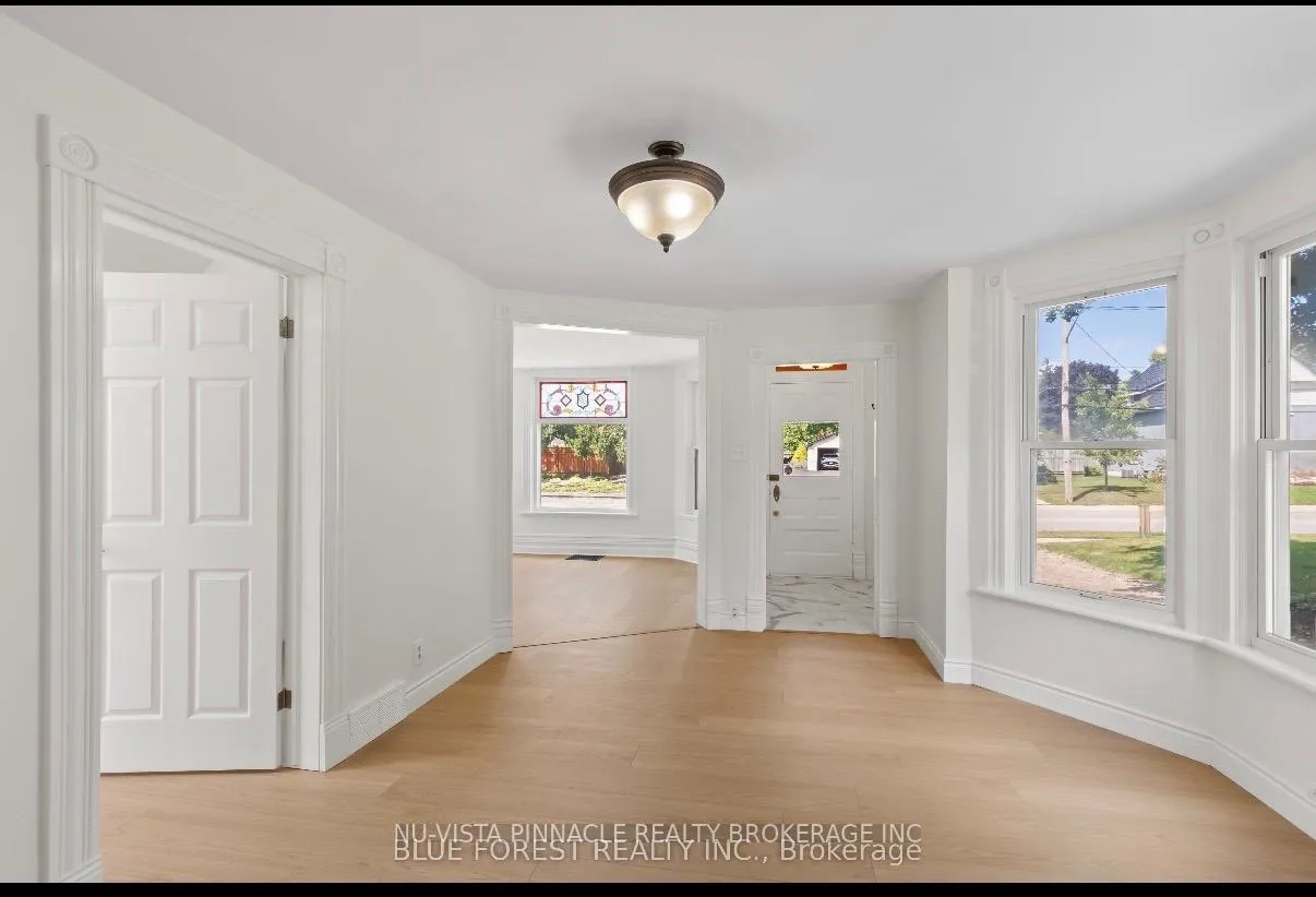 Photo 5 of Unit MAIN LEVEL UNIT, 7065 Longwoods Road, London, South MM — HOMEH